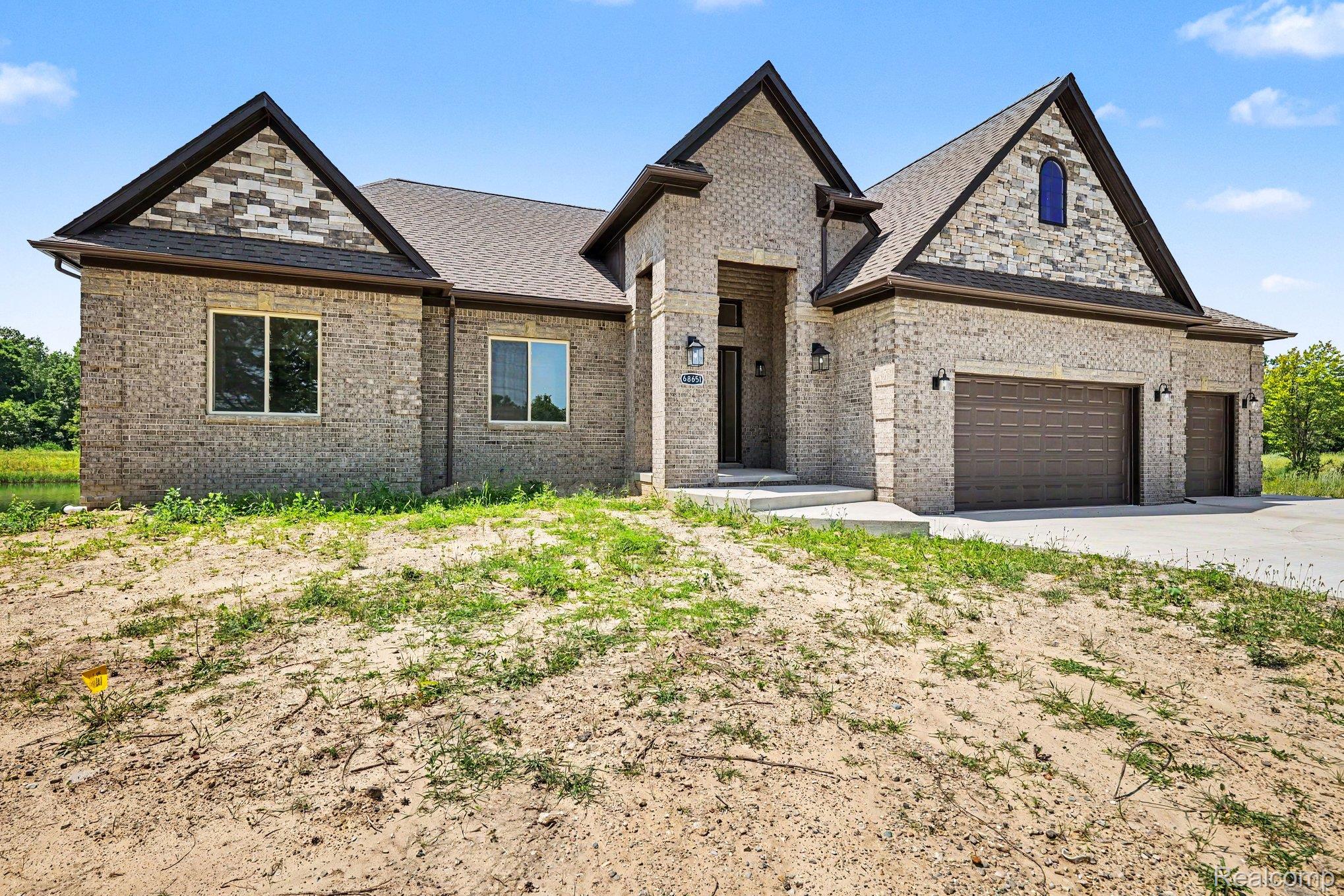 68651 Lake Angela Pointe Property Photo 3