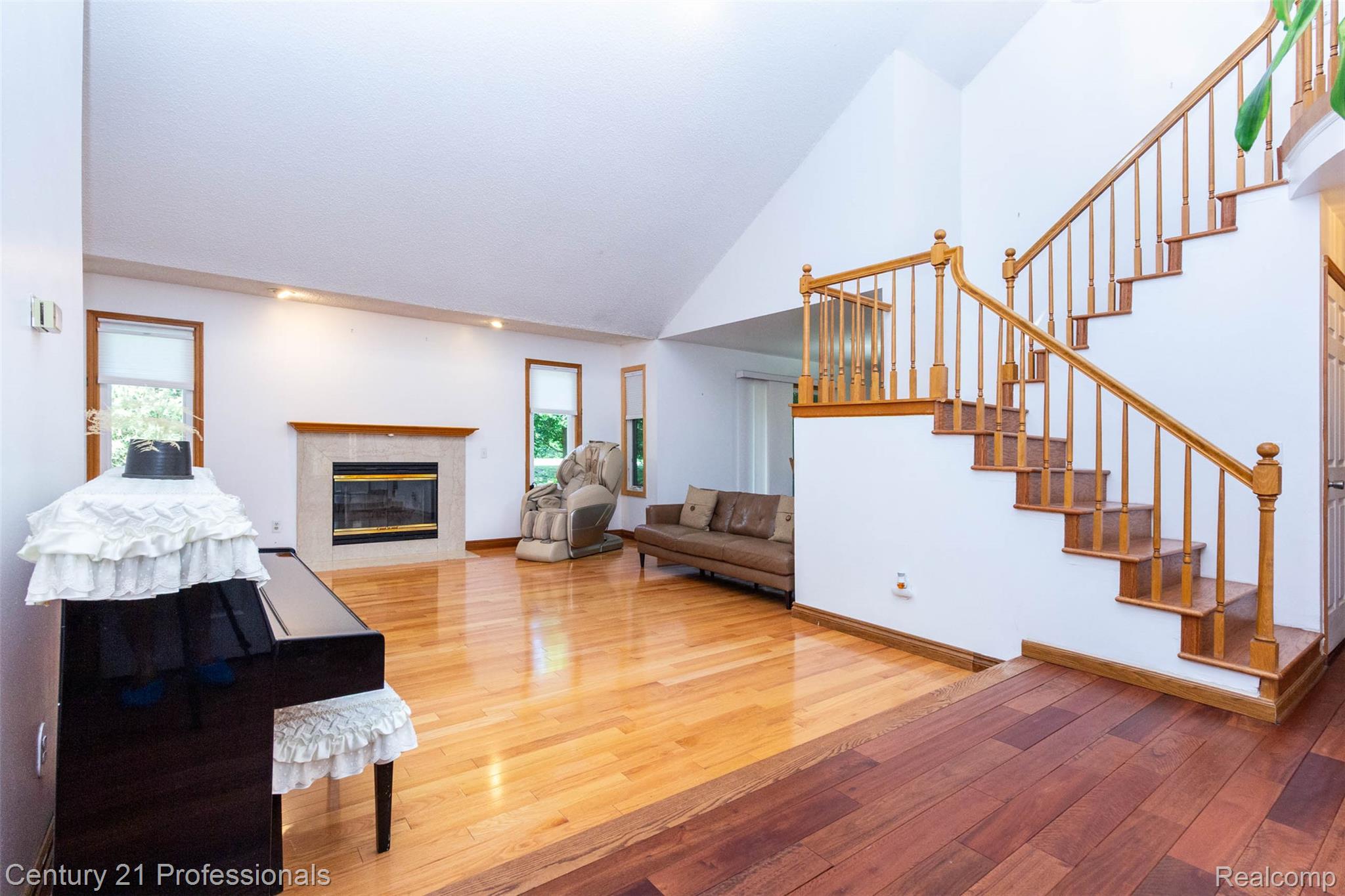 6241 Smithfield Drive Property Photo 7