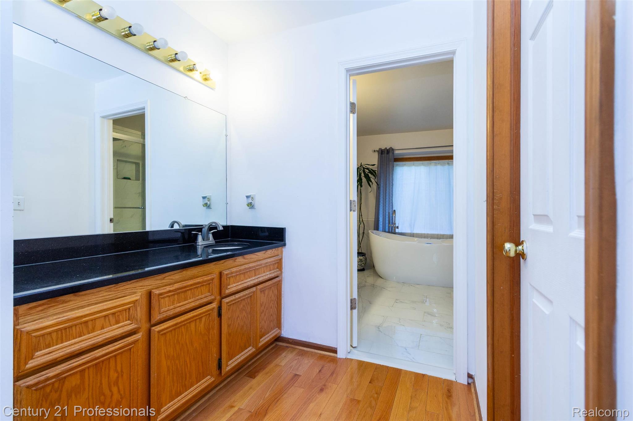 6241 Smithfield Drive Property Photo 19