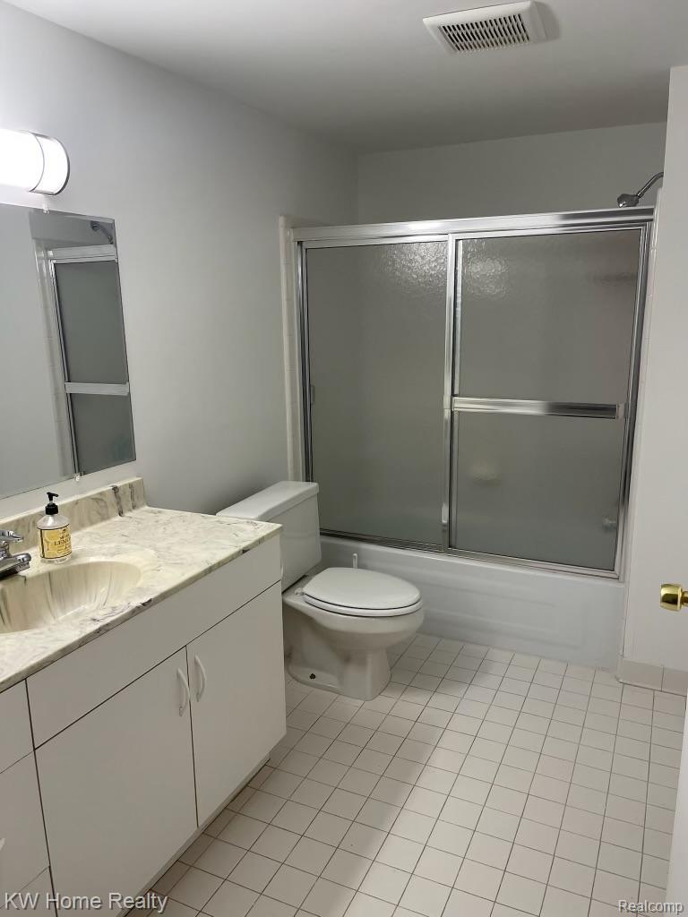 31993 W 12 Mile Road Ste 110 Property Photo 8