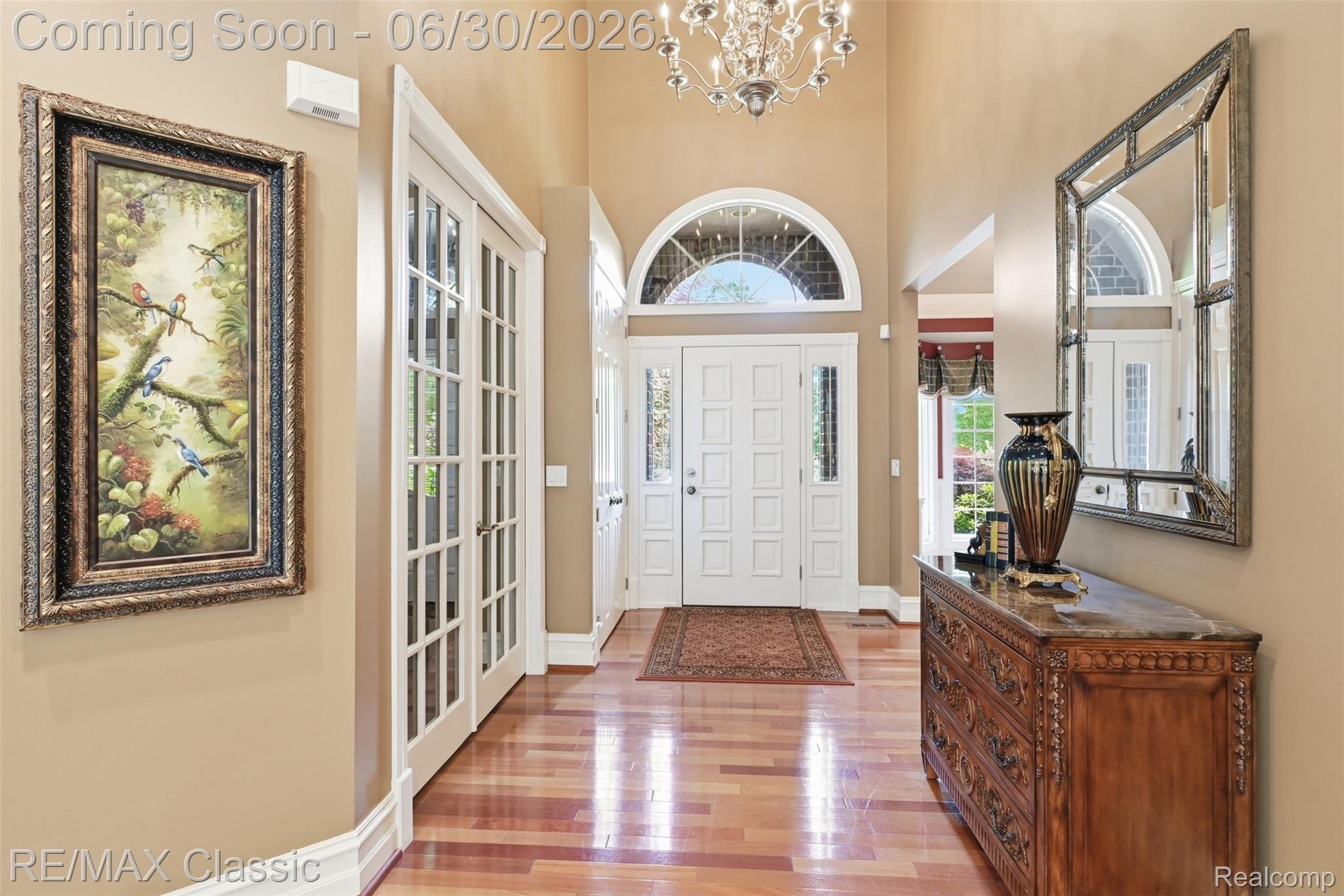 8033 Pine Ridge Court Property Photo 7