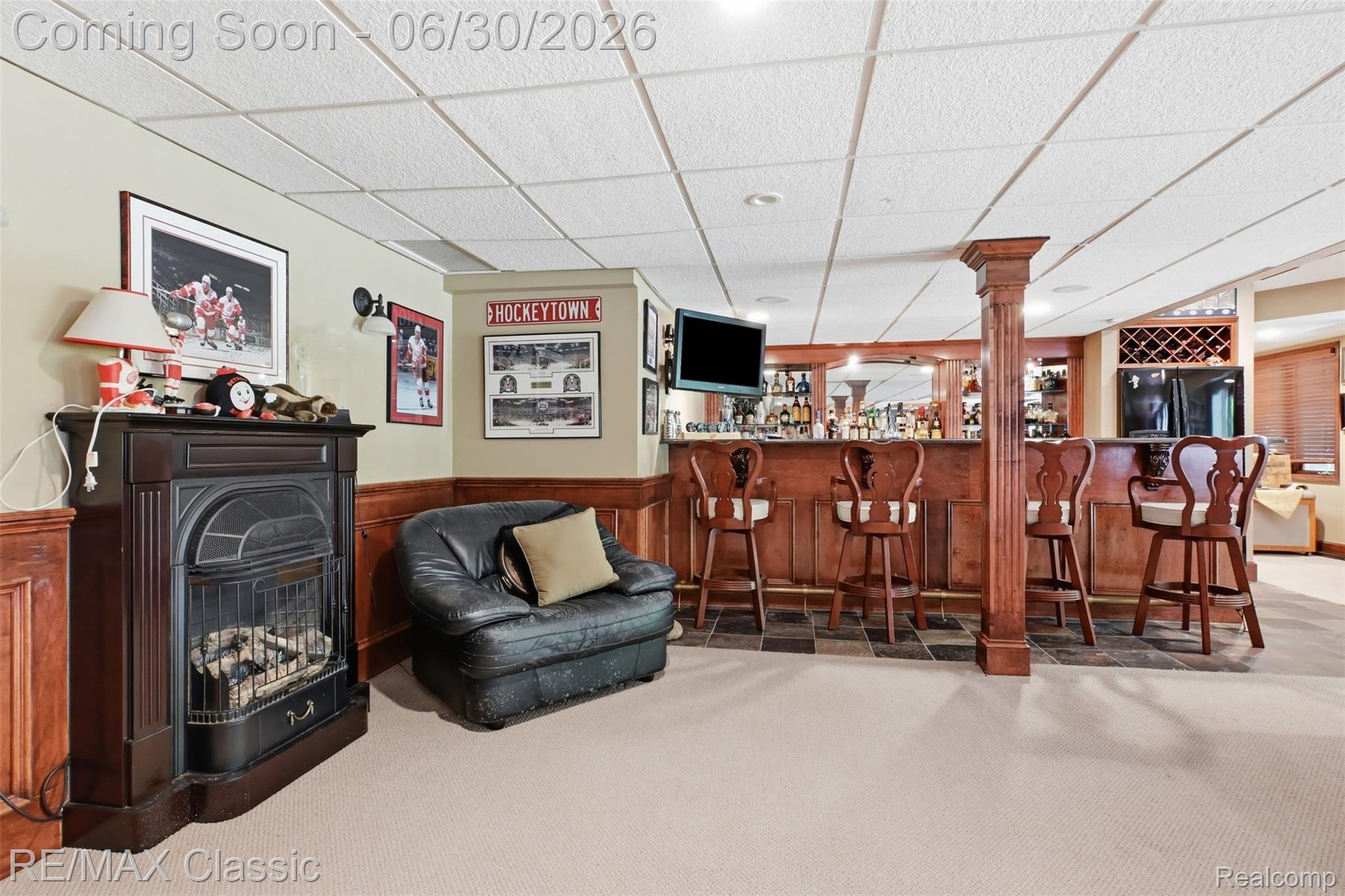 8033 Pine Ridge Court Property Photo 30