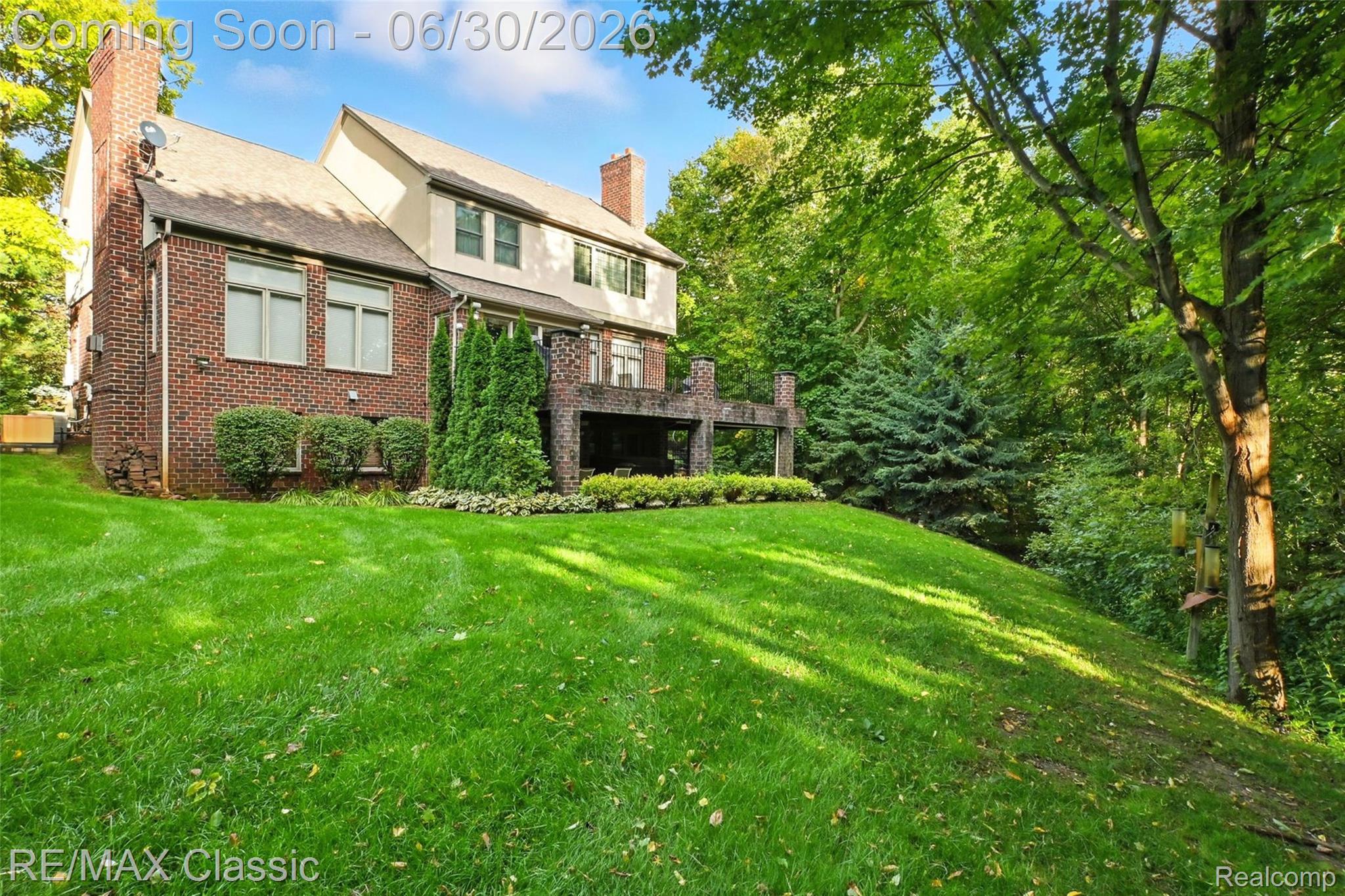 8033 Pine Ridge Court Property Photo 46