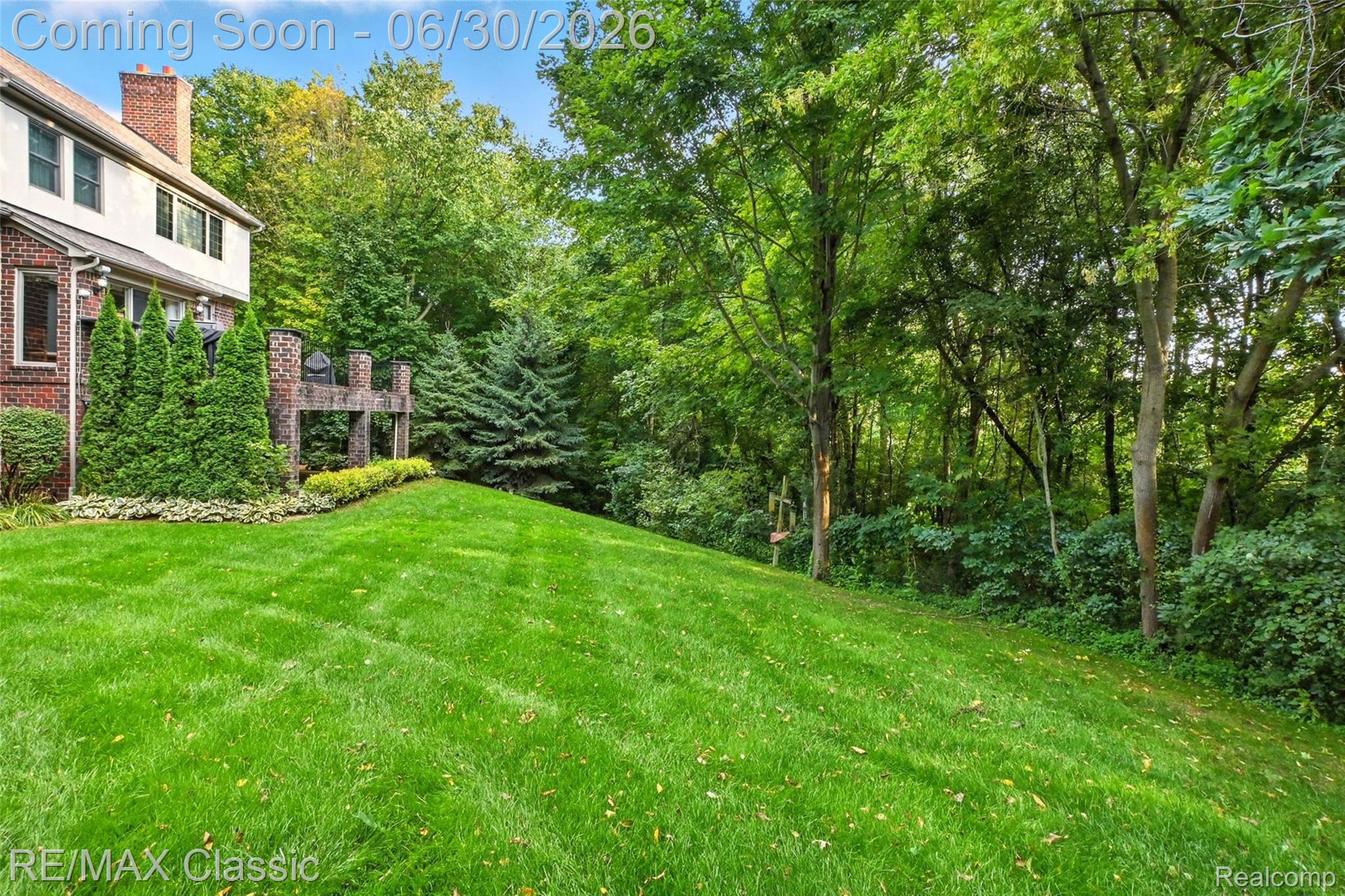 8033 Pine Ridge Court Property Photo 47