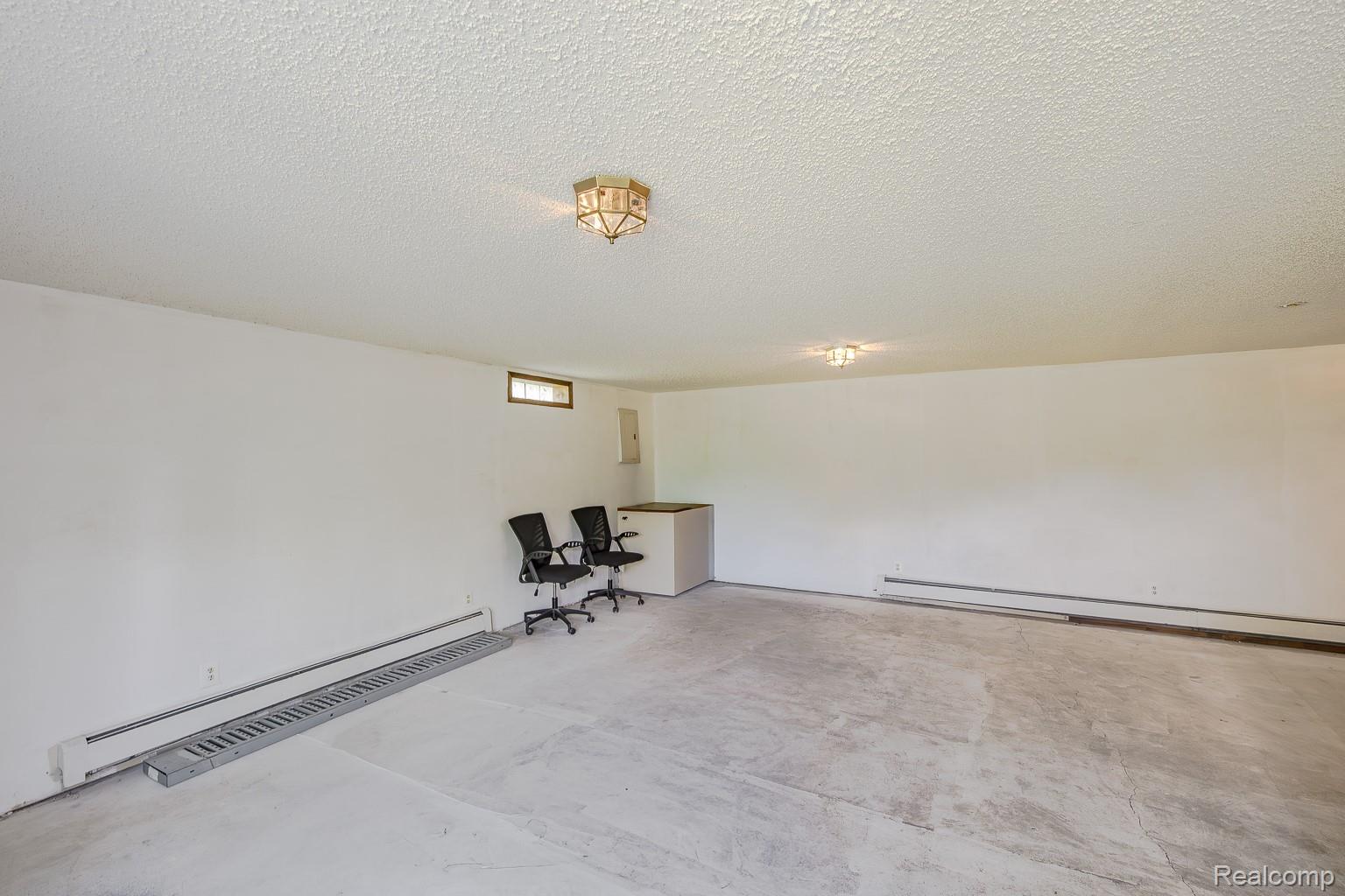 9635 Ortonville Road Property Photo 17