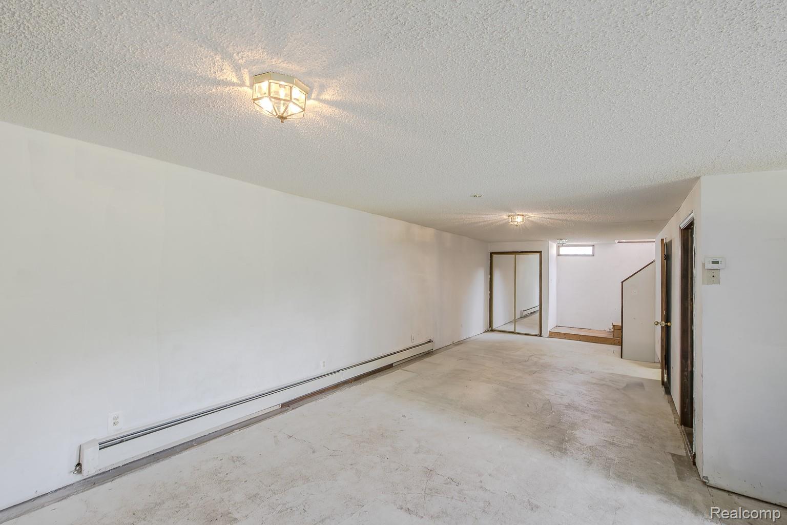 9635 Ortonville Road Property Photo 18