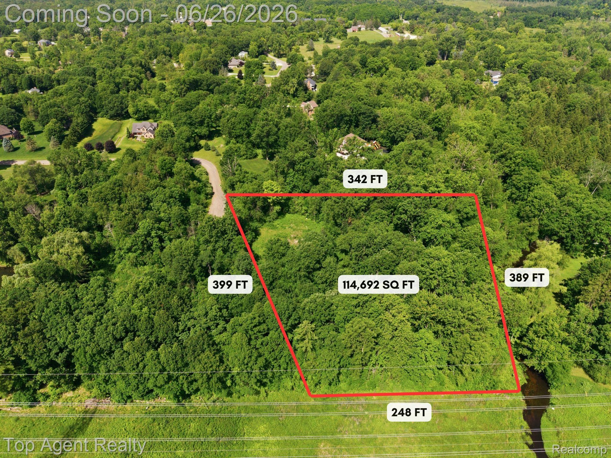 657 Donna Mae Property Photo 3
