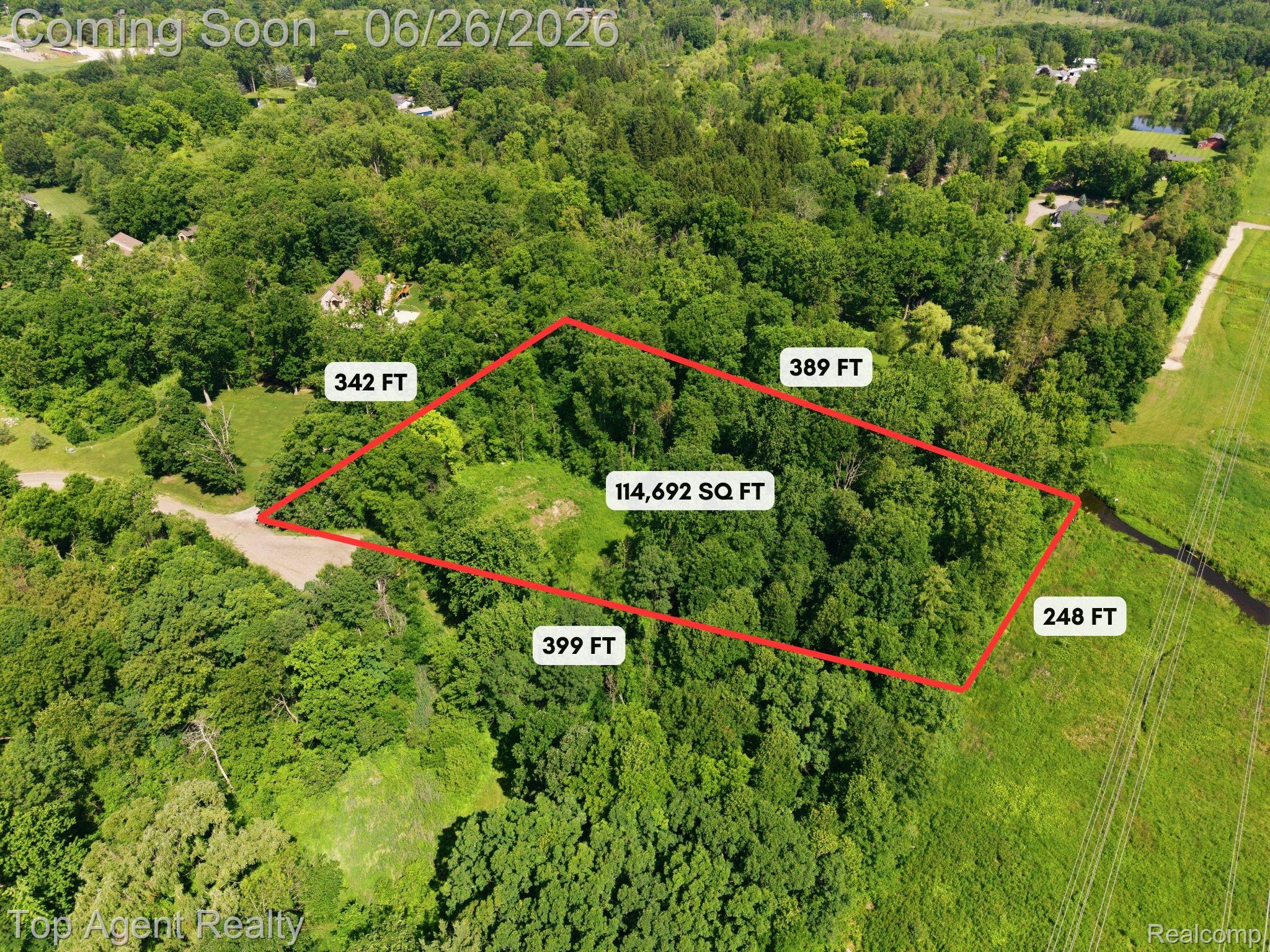 657 Donna Mae Property Photo 4