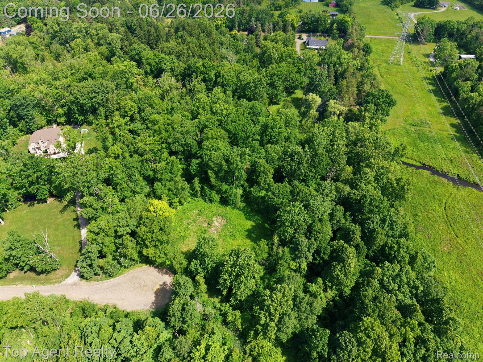 657 Donna Mae Property Photo 7
