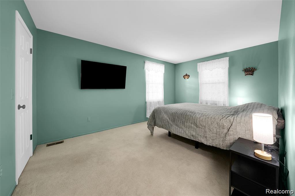 44167 Providence Drive 326 Property Photo 12