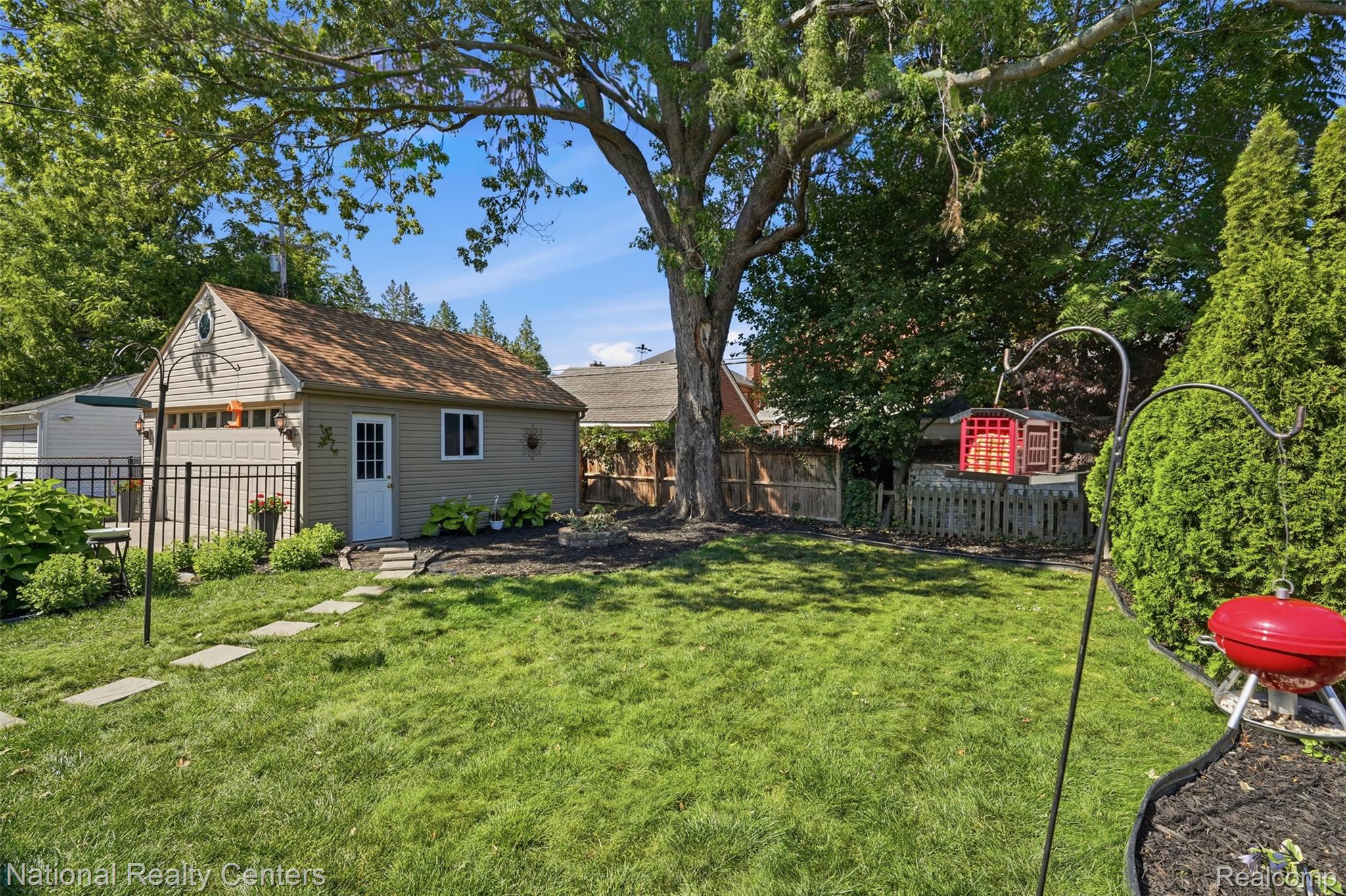 169 Mckinley Avenue Property Photo 45