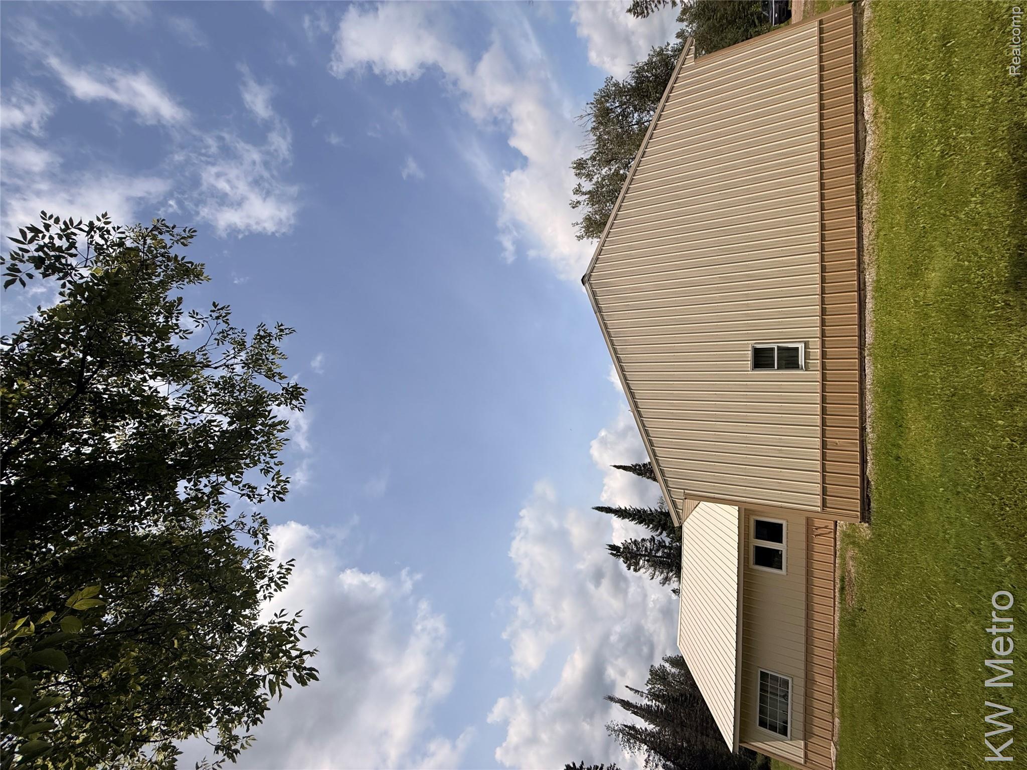 5749 Schultz Road Property Photo 4