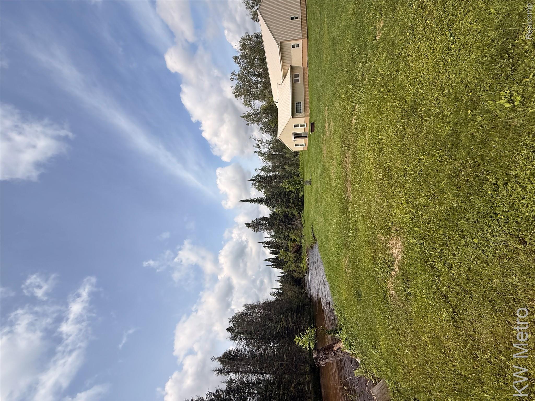 5749 Schultz Road Property Photo 17