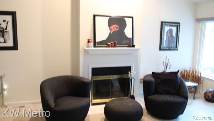10 Canfield Circle 5 Property Photo 4