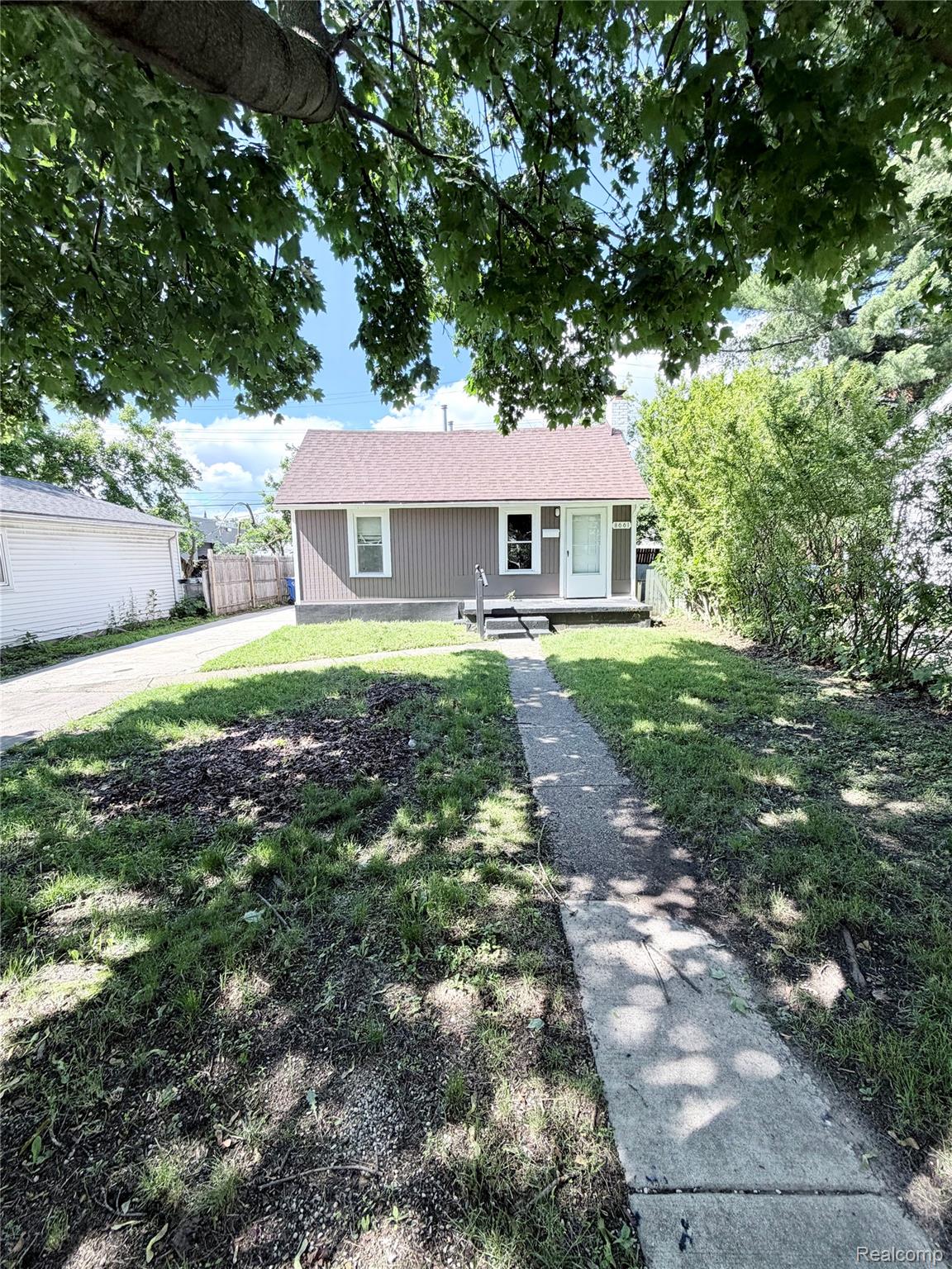 8661 Dodge Avenue Property Photo 1