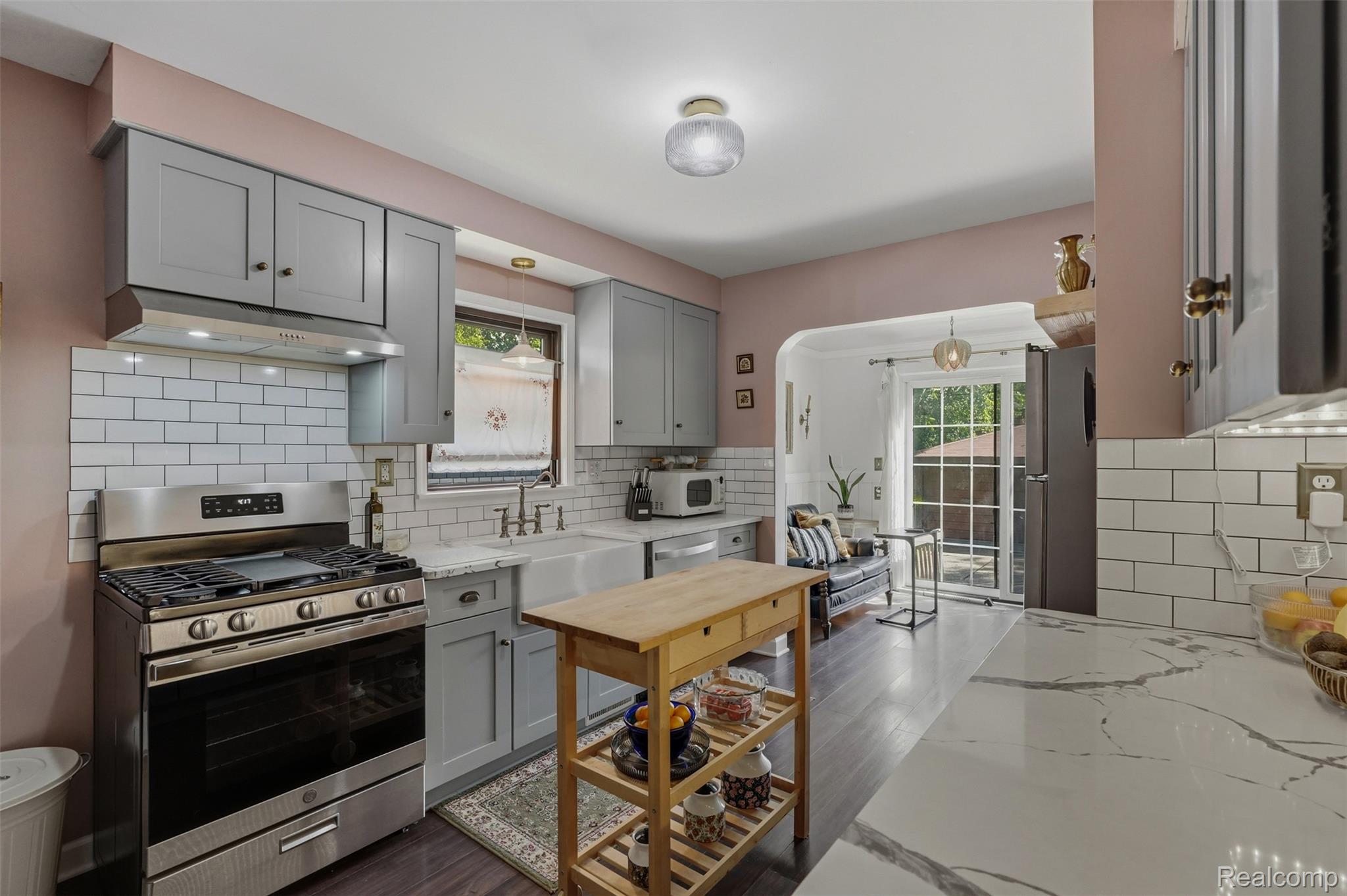 461 Manor Street Property Photo 15