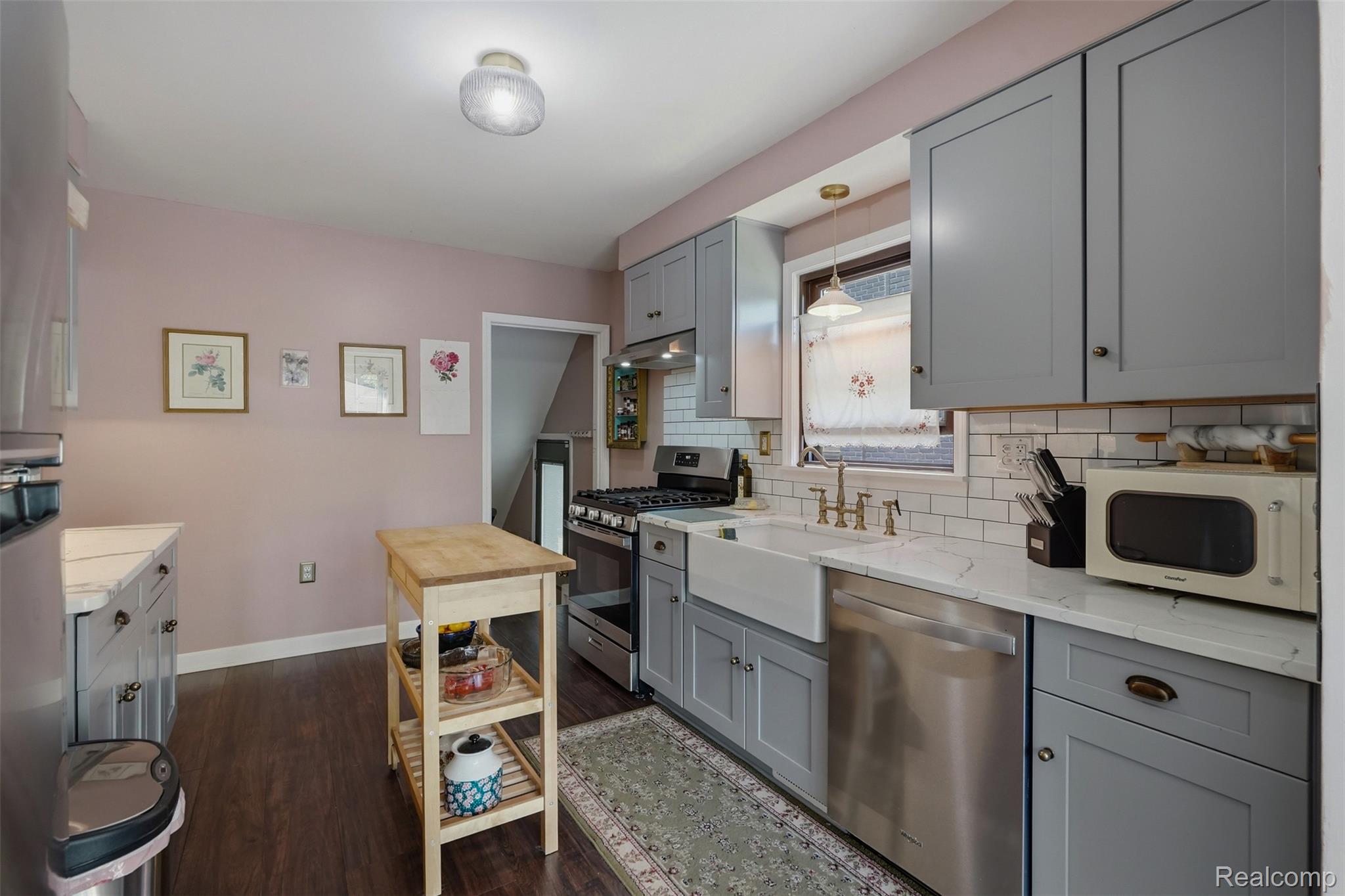 461 Manor Street Property Photo 17