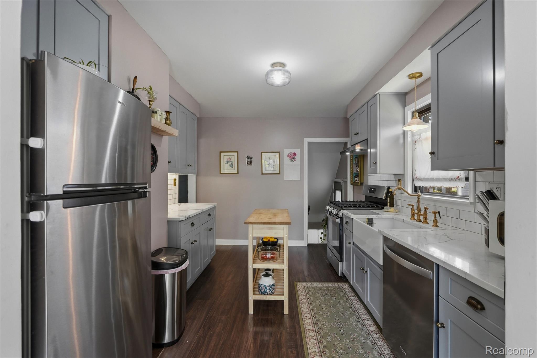 461 Manor Street Property Photo 18
