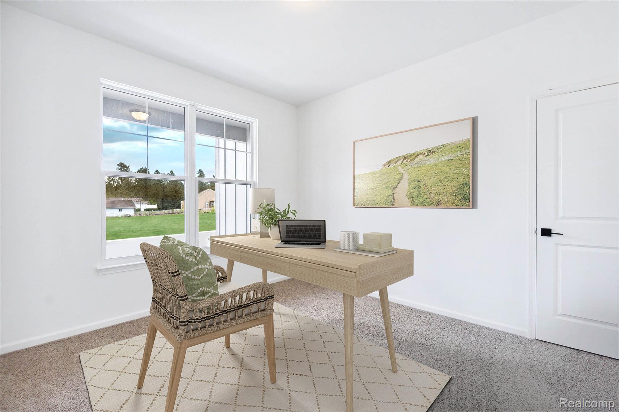 2476 Parkshore Drive Property Photo 2