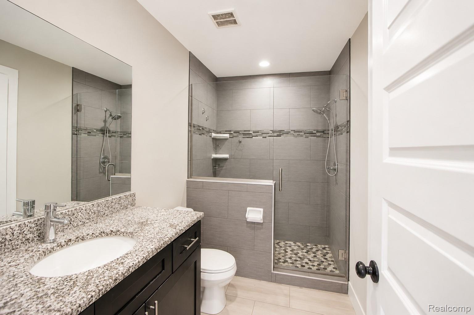 1761 E George Avenue Property Photo 9