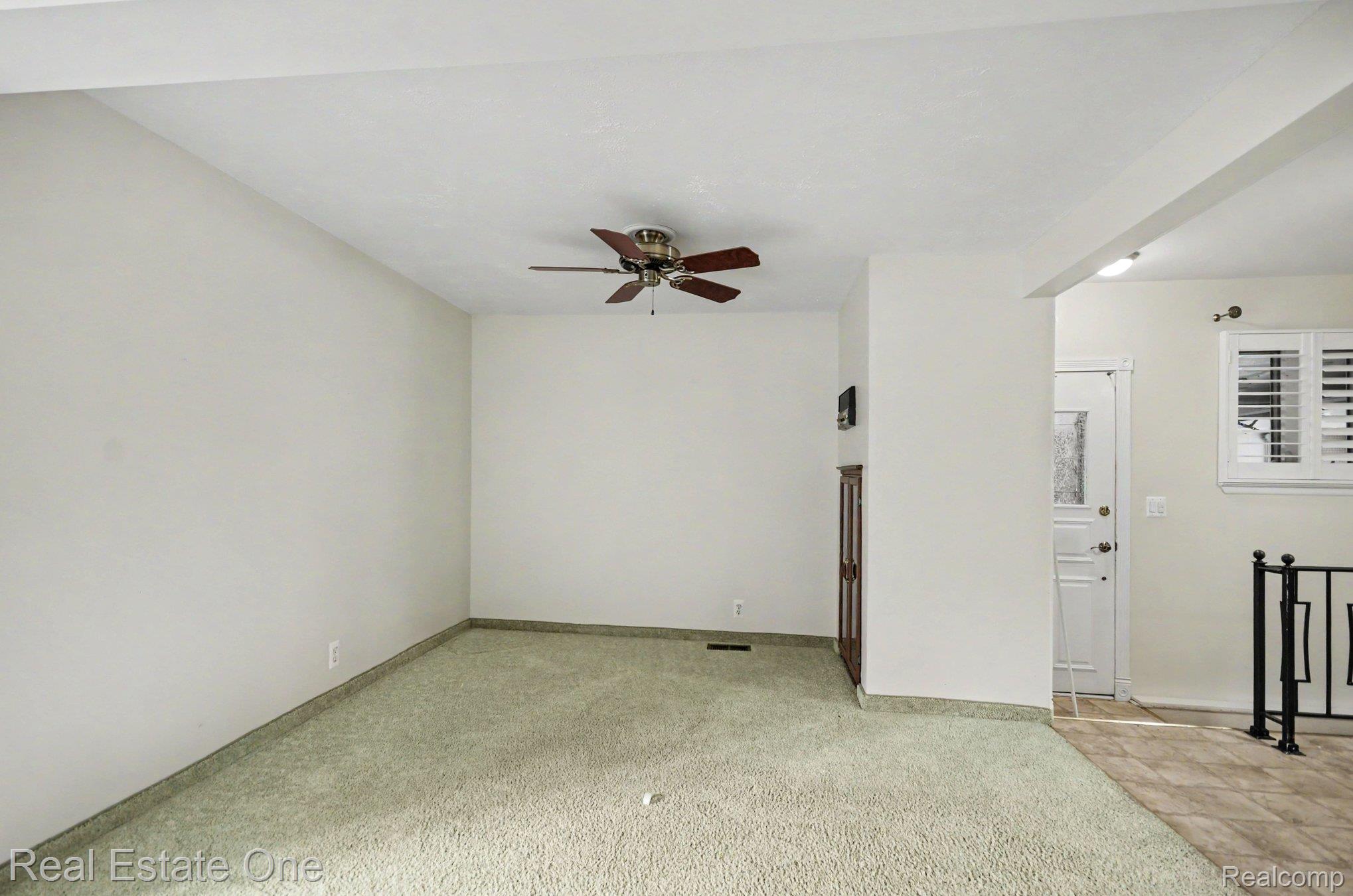 15064 Masonic Boulevard Property Photo 9