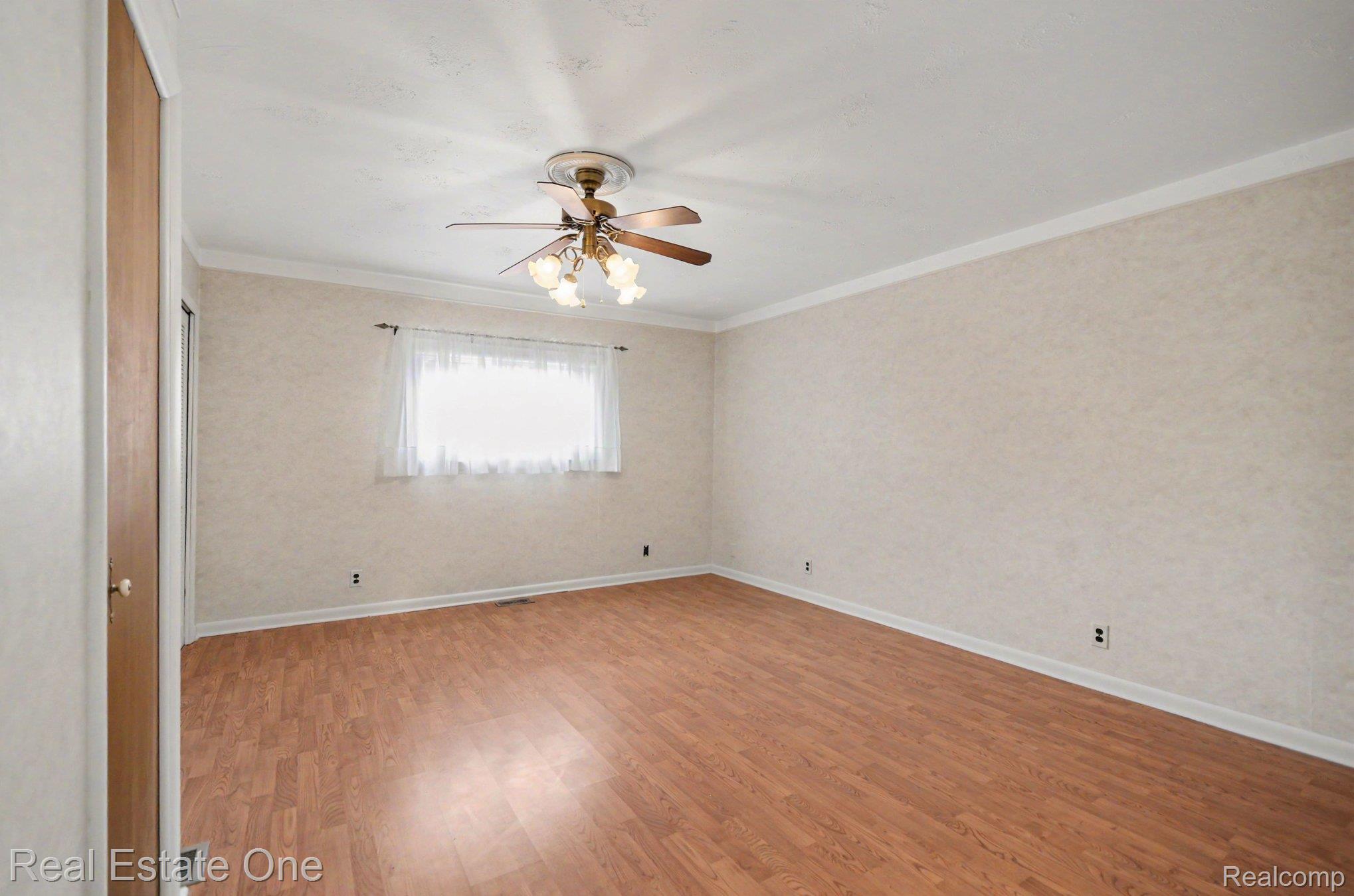 15064 Masonic Boulevard Property Photo 12