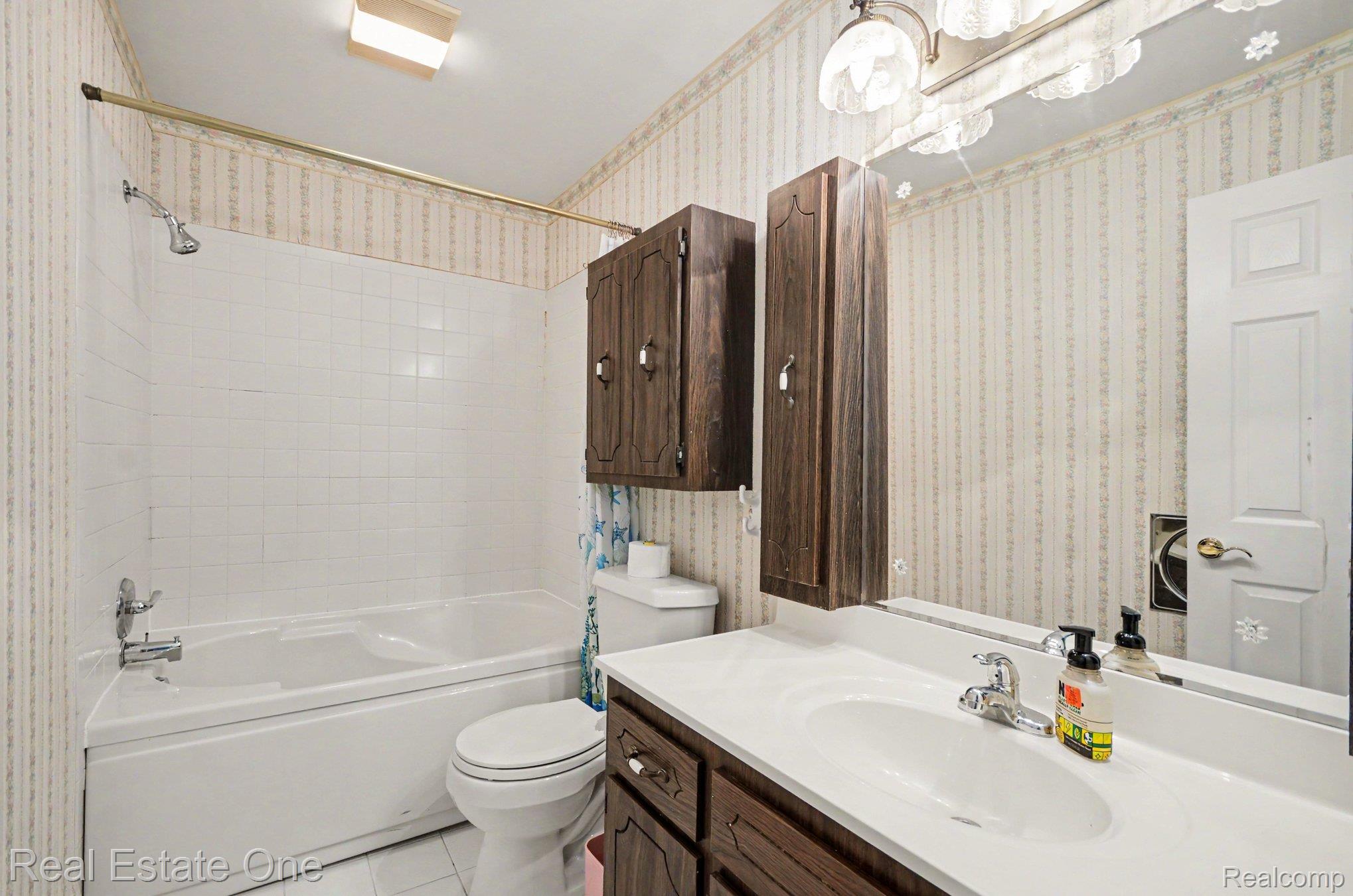 15064 Masonic Boulevard Property Photo 16