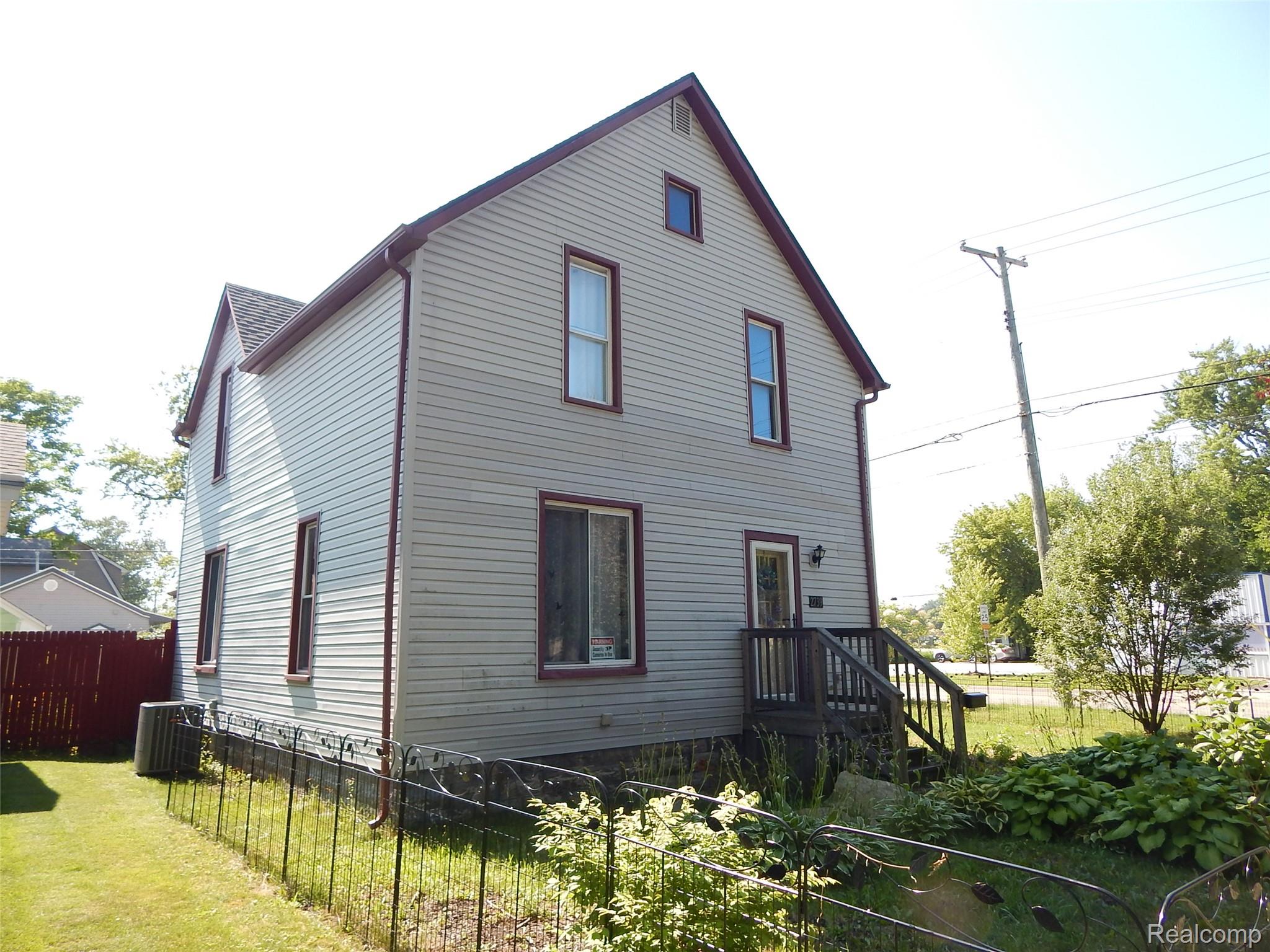 2739 Stone Street Property Photo 1