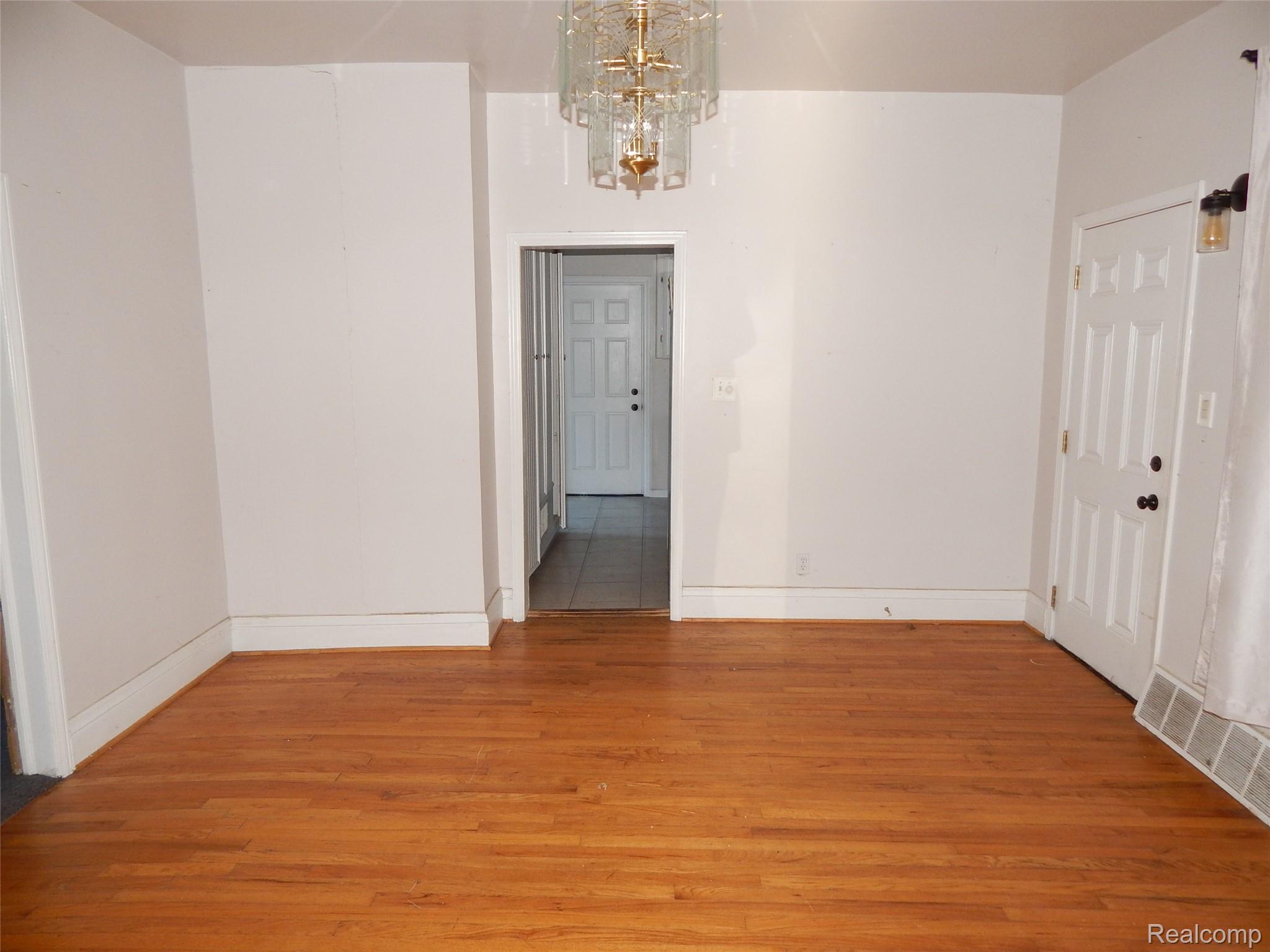 2739 Stone Street Property Photo 3