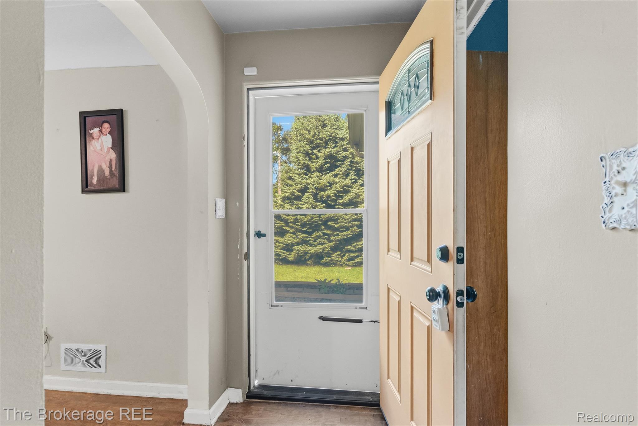 3290 Drexel Avenue Property Photo 10