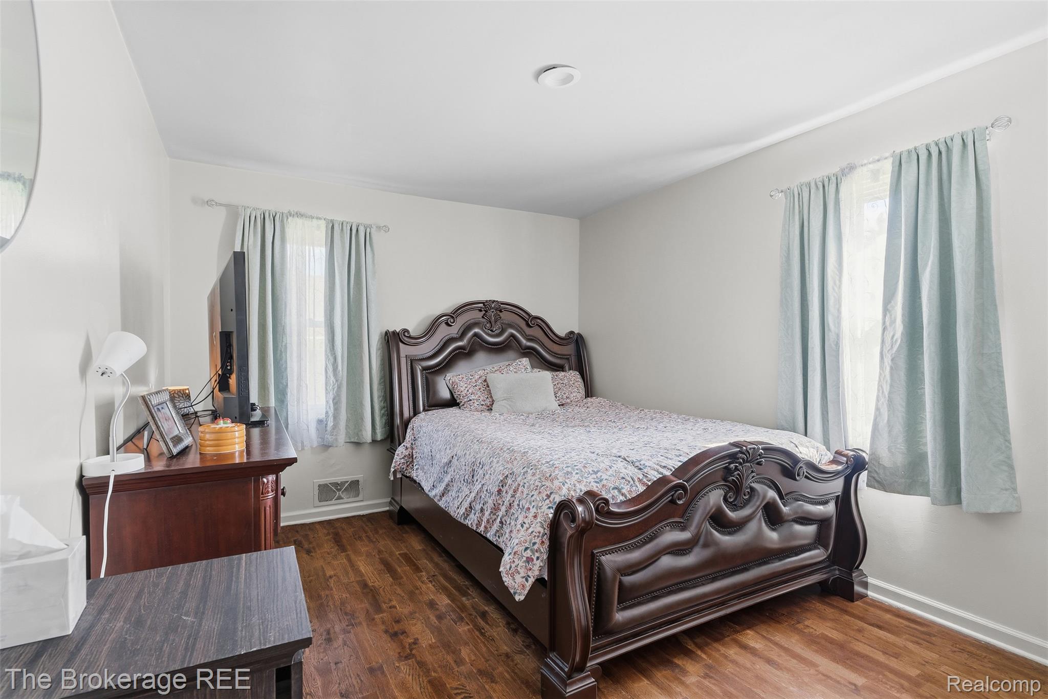 3290 Drexel Avenue Property Photo 23