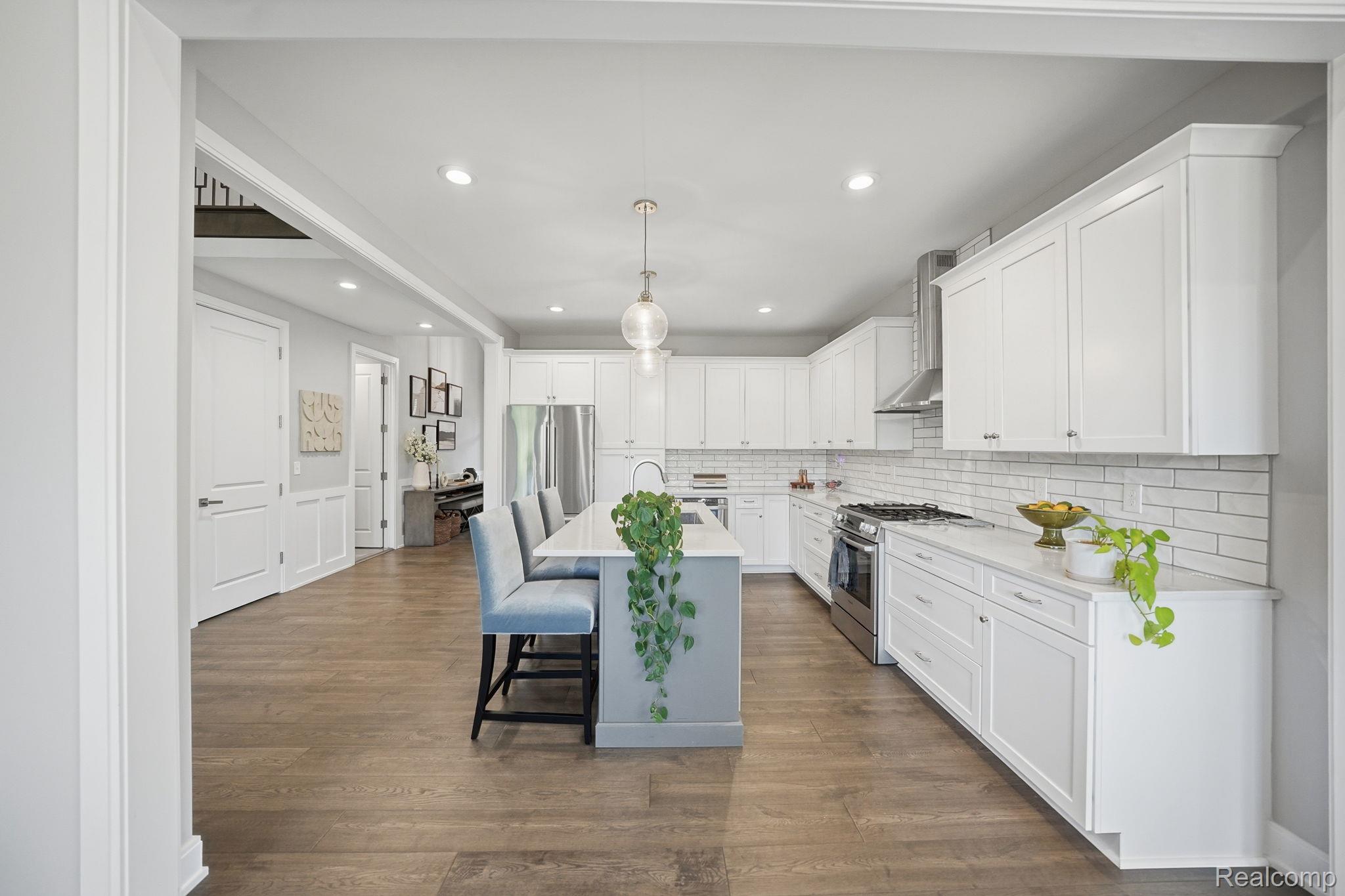 3898 Albatross Court Property Photo 15