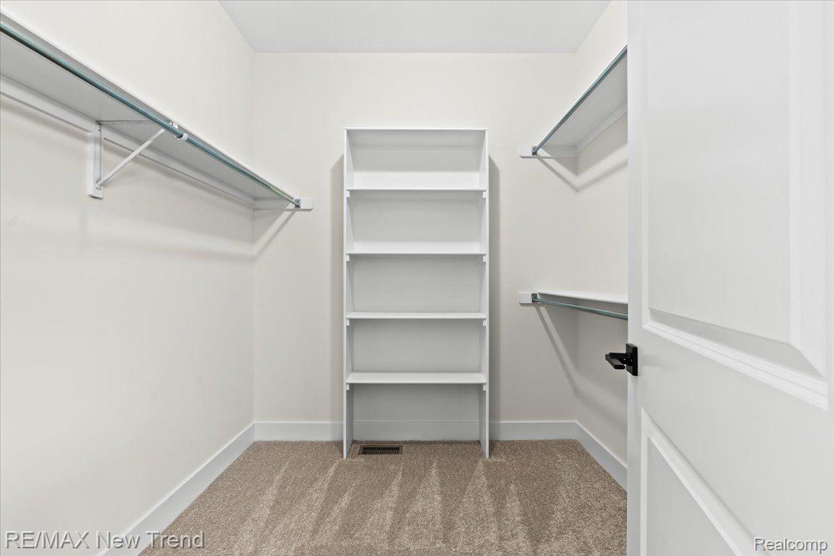 7825 Trailside Court Property Photo 16