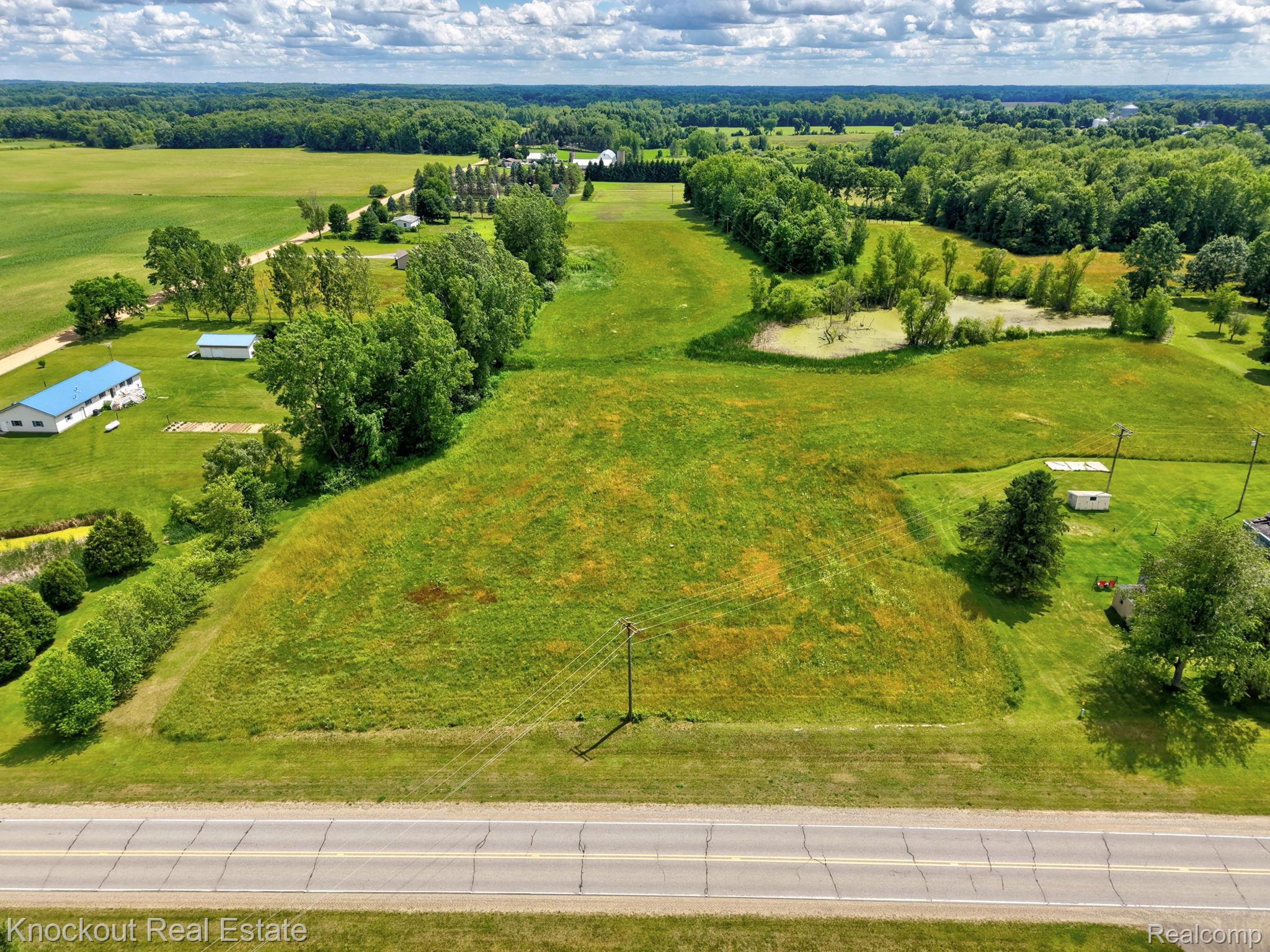 4500 Birch Run Road Property Photo 3