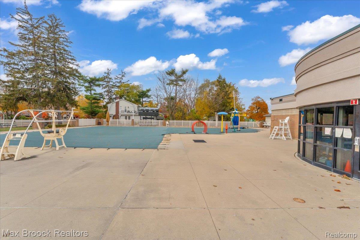 11 Poplar Park Boulevard Property Photo 60