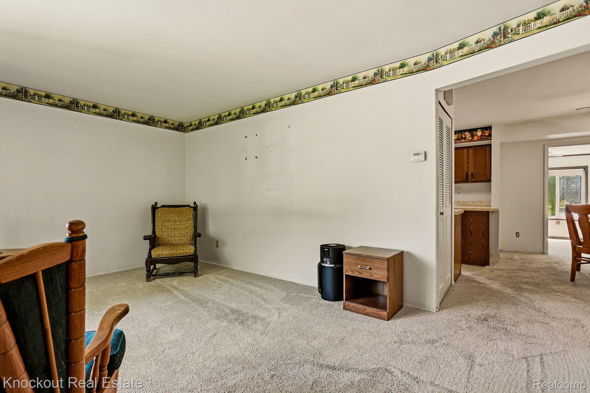 4585 Birch Run Road Property Photo 12