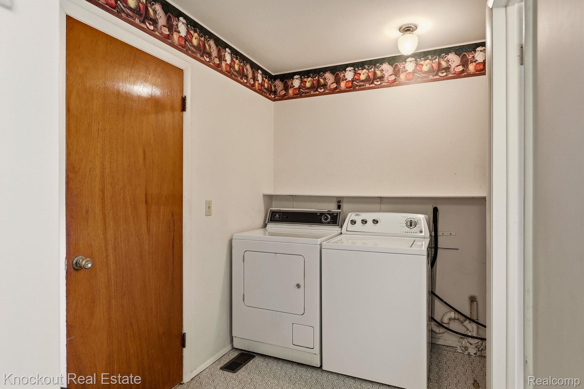 4585 Birch Run Road Property Photo 18