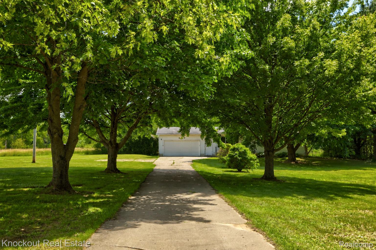 4585 Birch Run Road Property Photo 59