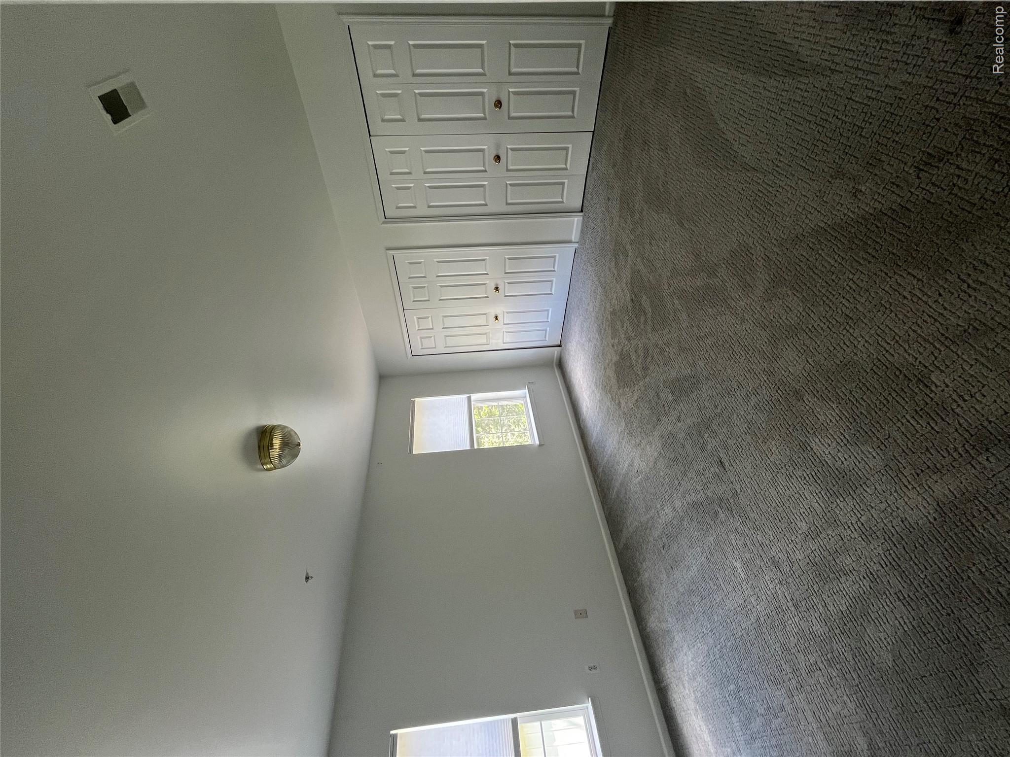 1105 Joyce Lane Property Photo 12