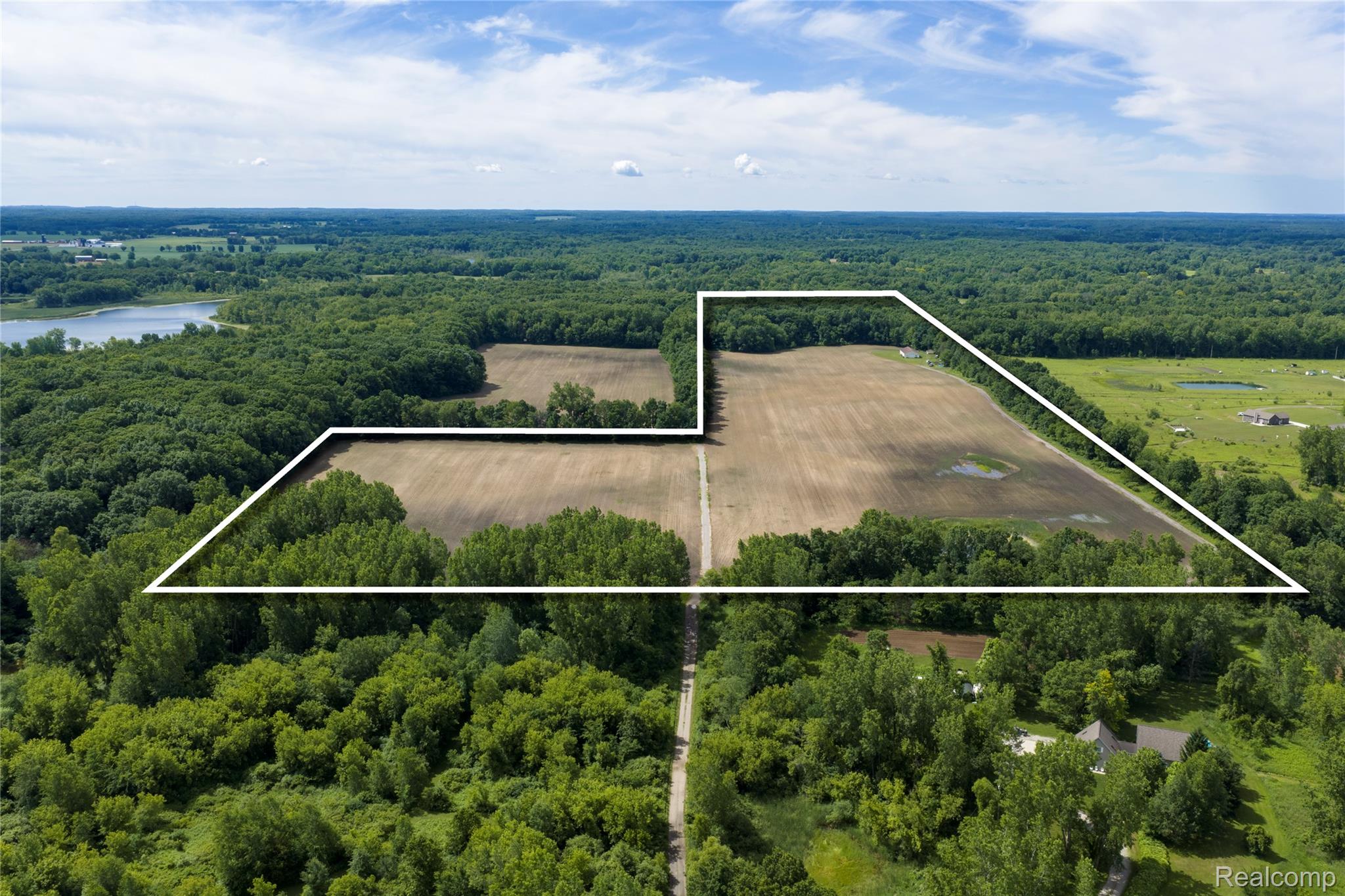 10069 Silver Lake Road Property Photo 1