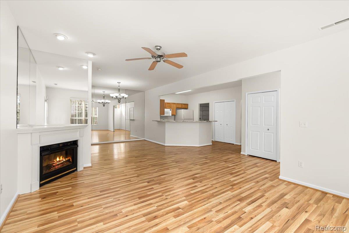 17104 Chesapeake Circle Property Photo 5