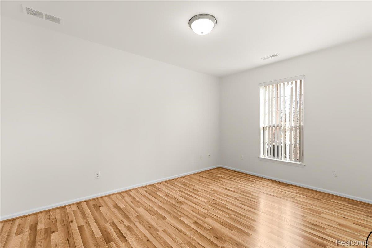 17104 Chesapeake Circle Property Photo 14
