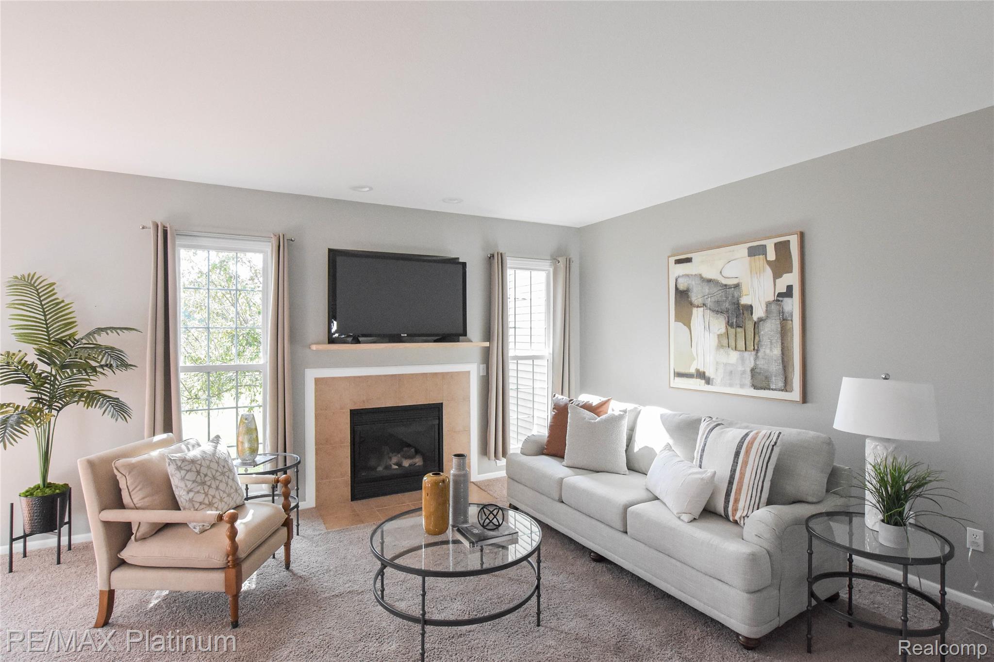1661 Sanctuary Circle Property Photo 3