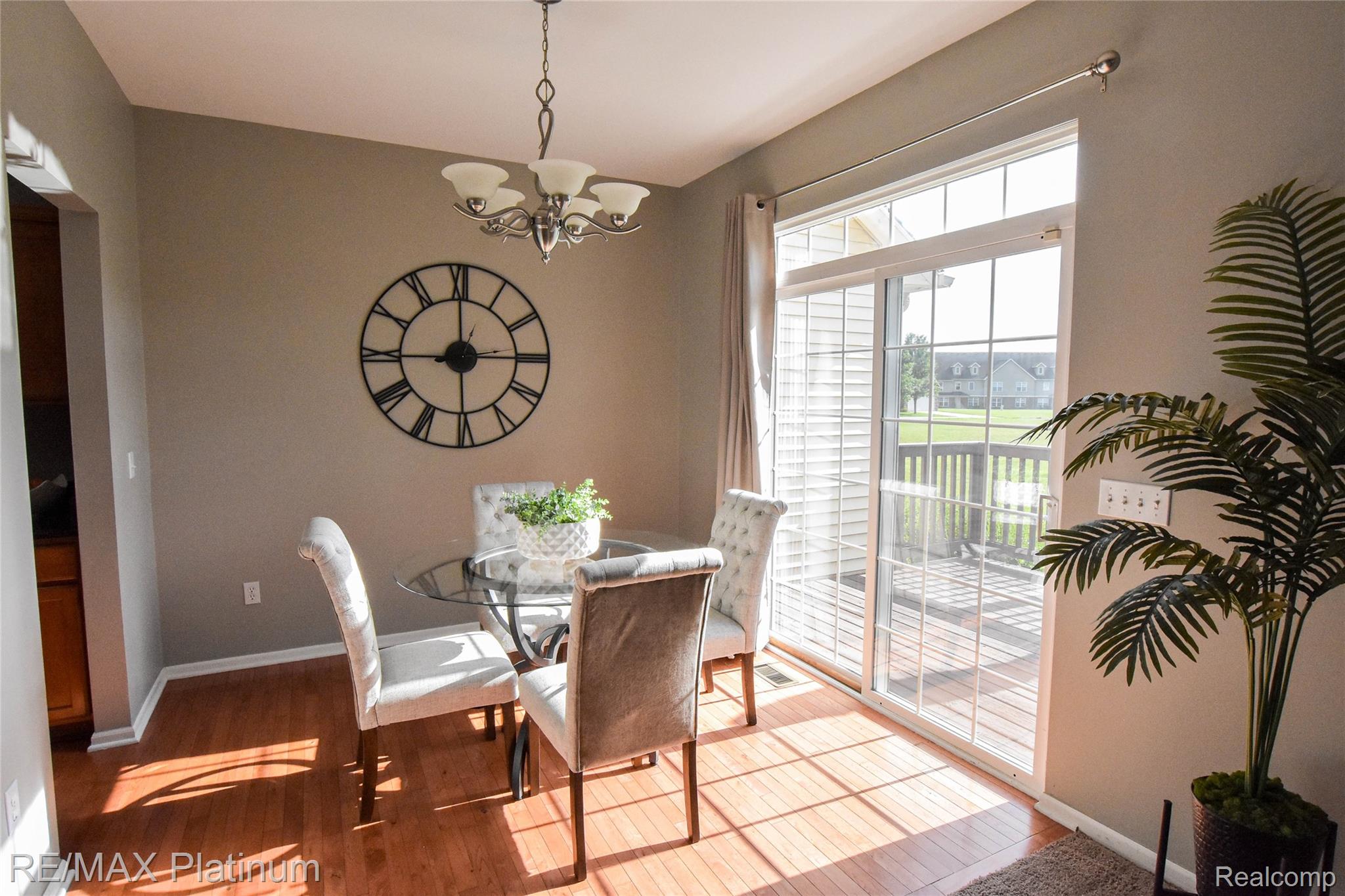 1661 Sanctuary Circle Property Photo 9
