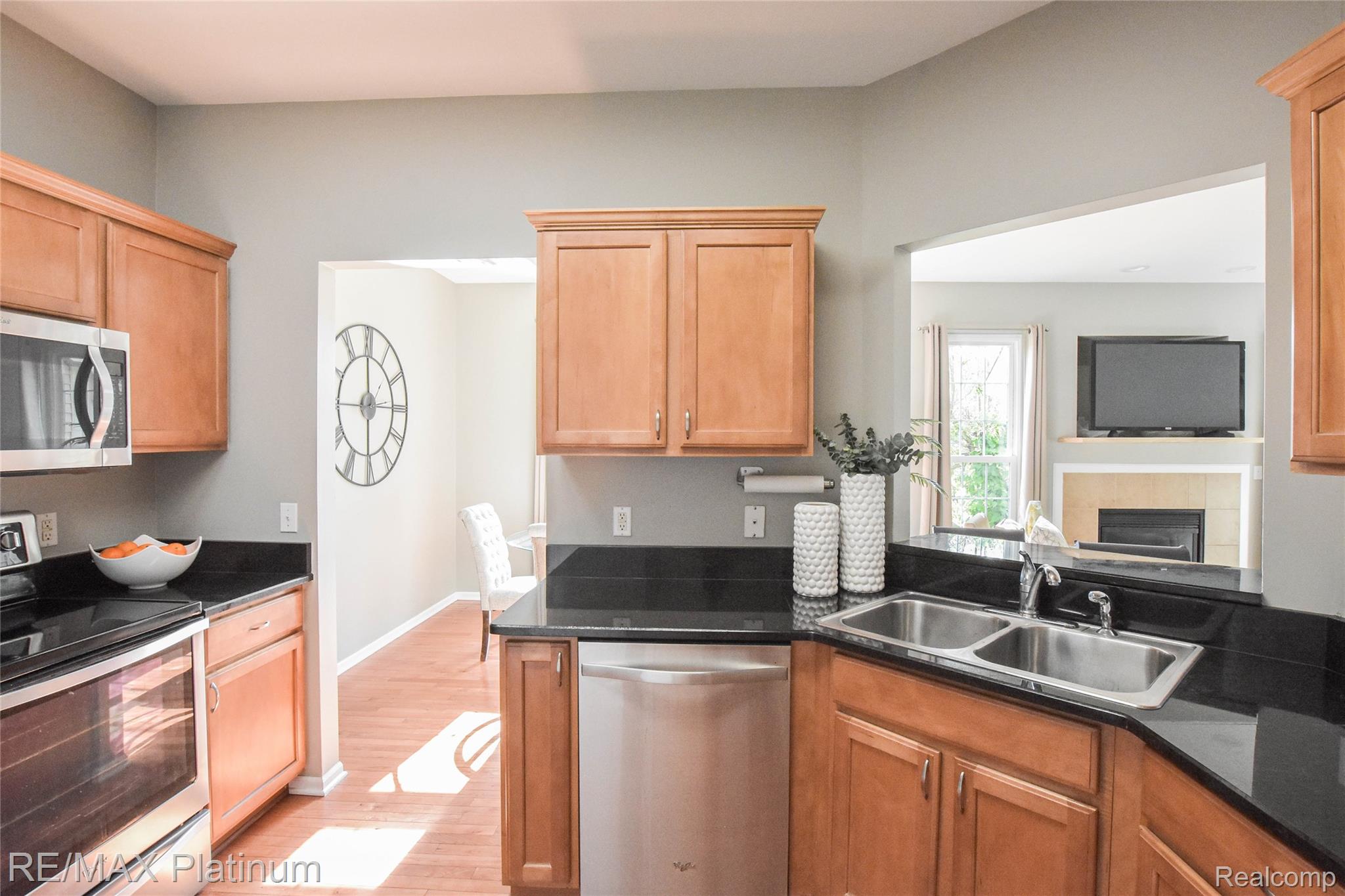 1661 Sanctuary Circle Property Photo 13