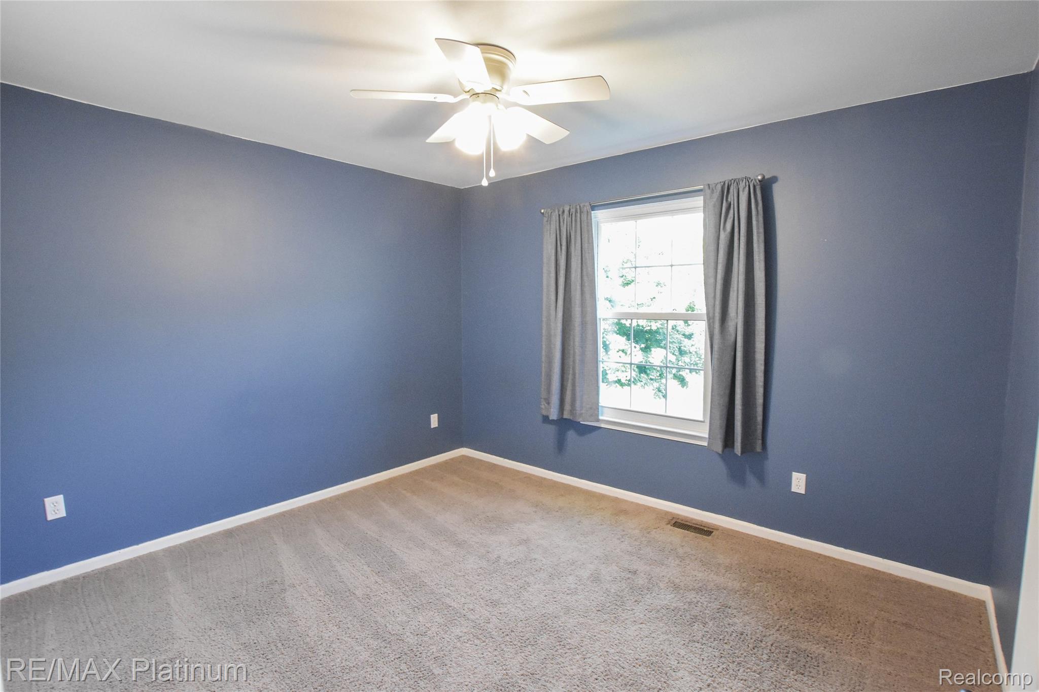 1661 Sanctuary Circle Property Photo 24