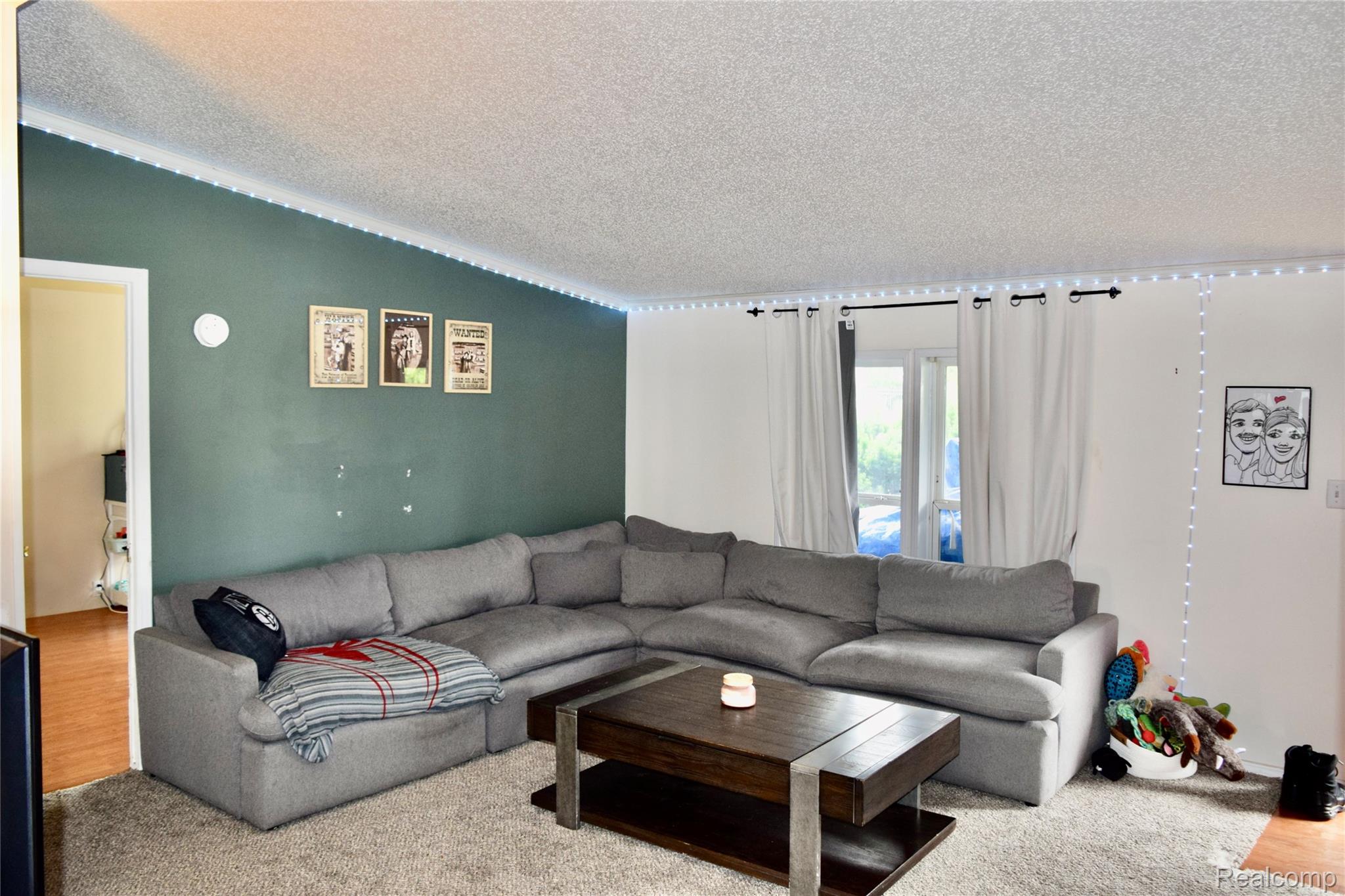 2140 S Dye Road Property Photo 3