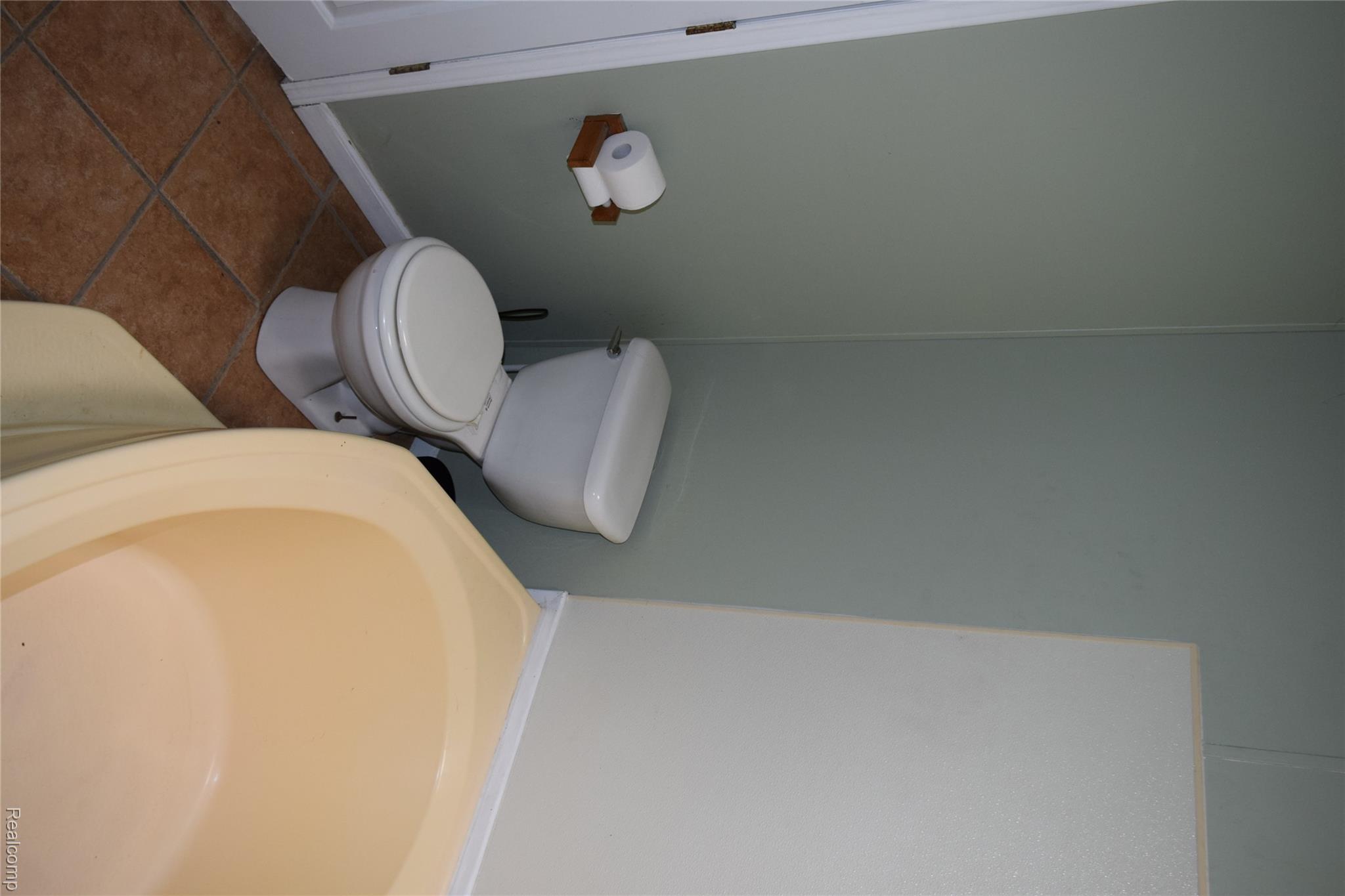 2140 S Dye Road Property Photo 11