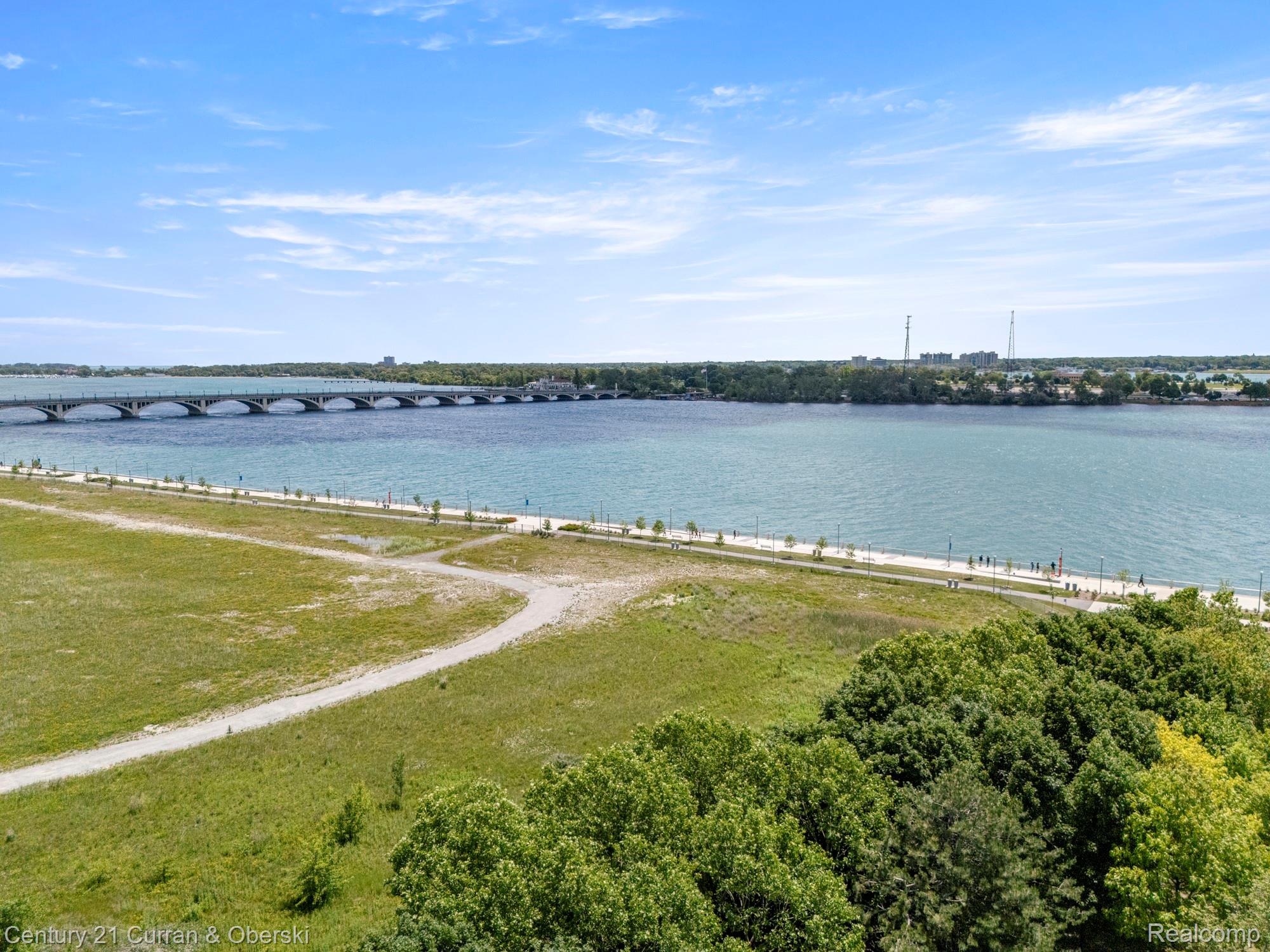 250 E Harbortown Drive 708 Property Photo 42