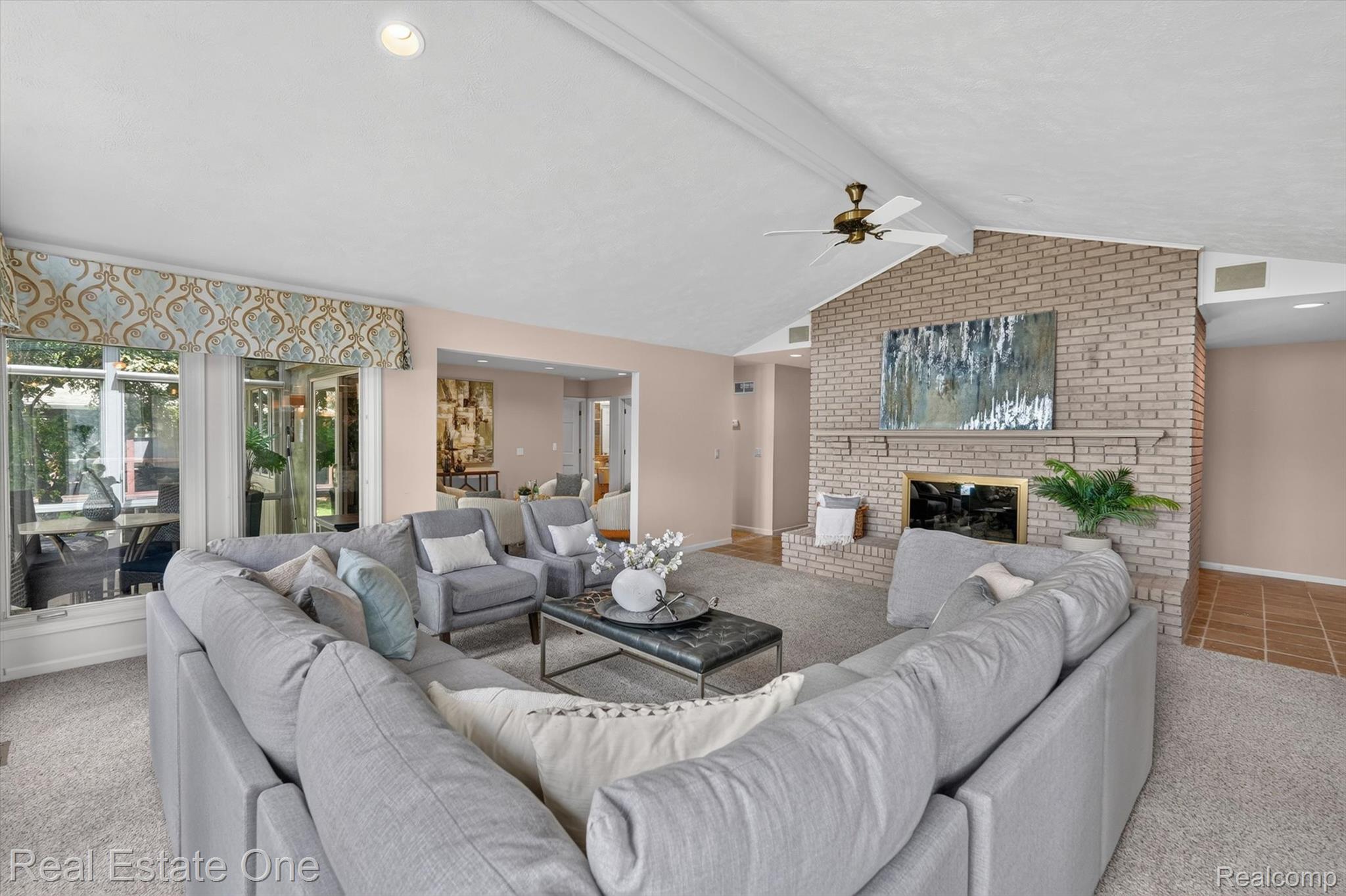 5161 Ledgewood Drive Property Photo 13